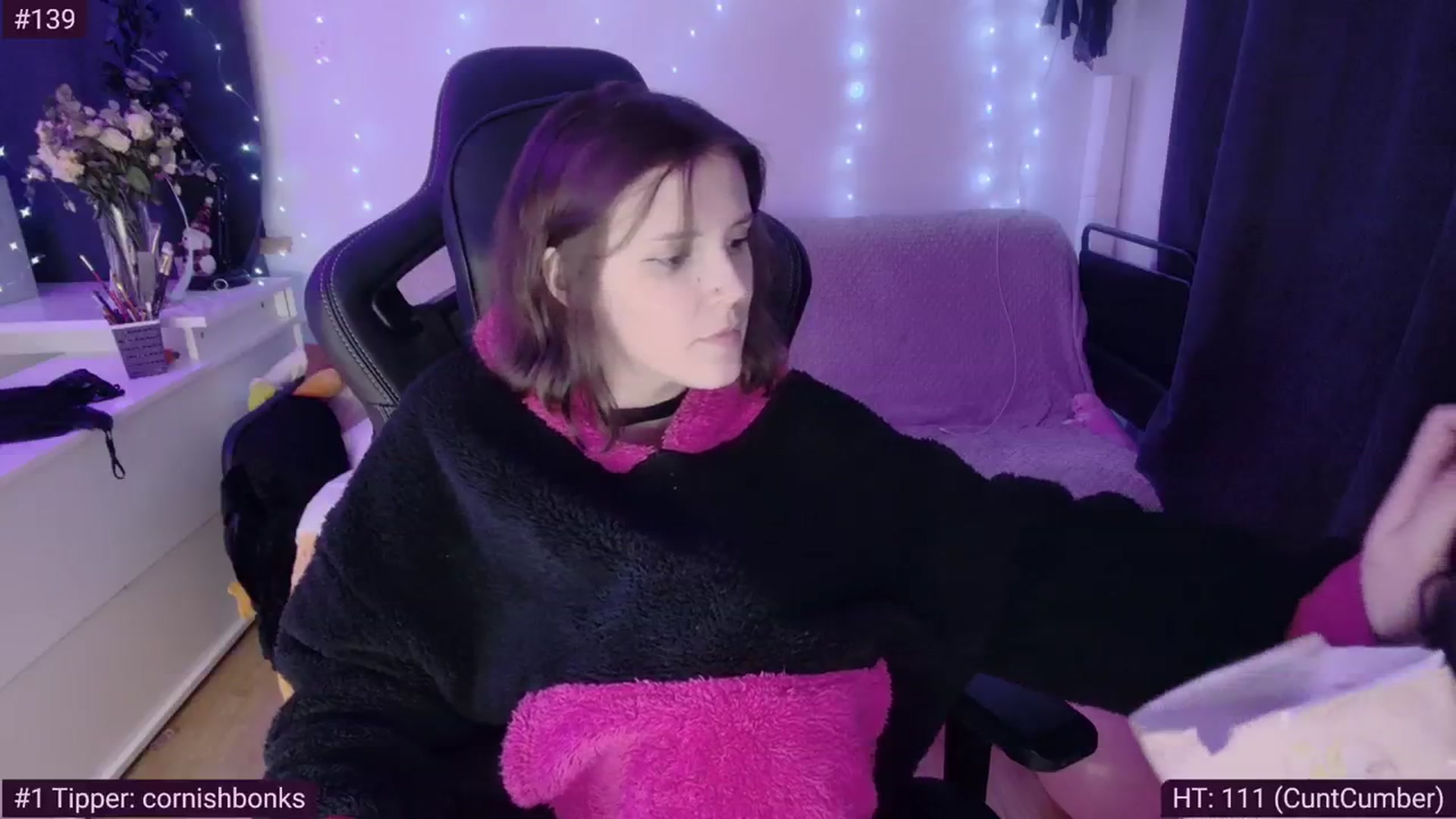 Gallery image thumbnail from crybabyKys's myfreecams stream on, 02/18/2024, 02:03 image 13 of 20