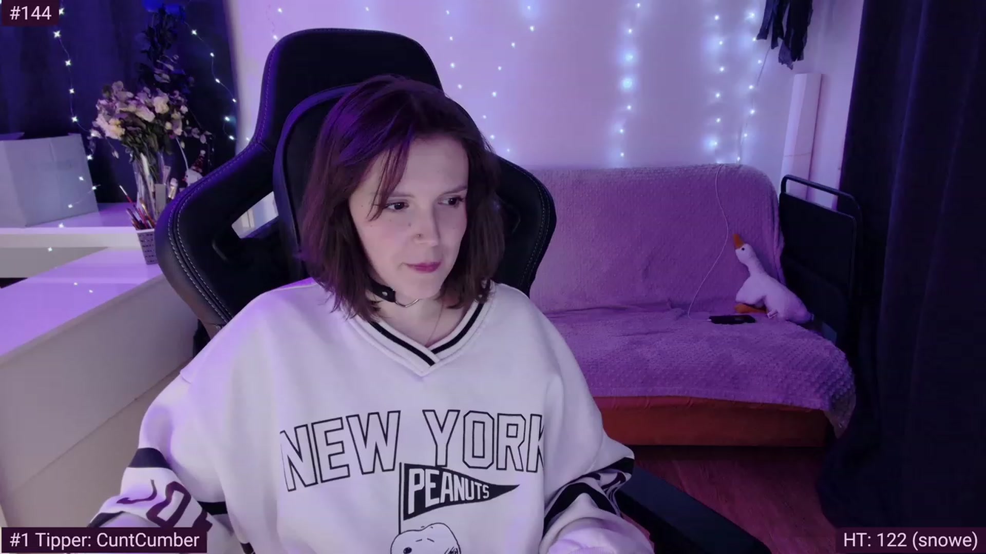 Gallery image thumbnail from crybabyKys's myfreecams stream on, 02/19/2024, 24:01 image 18 of 20