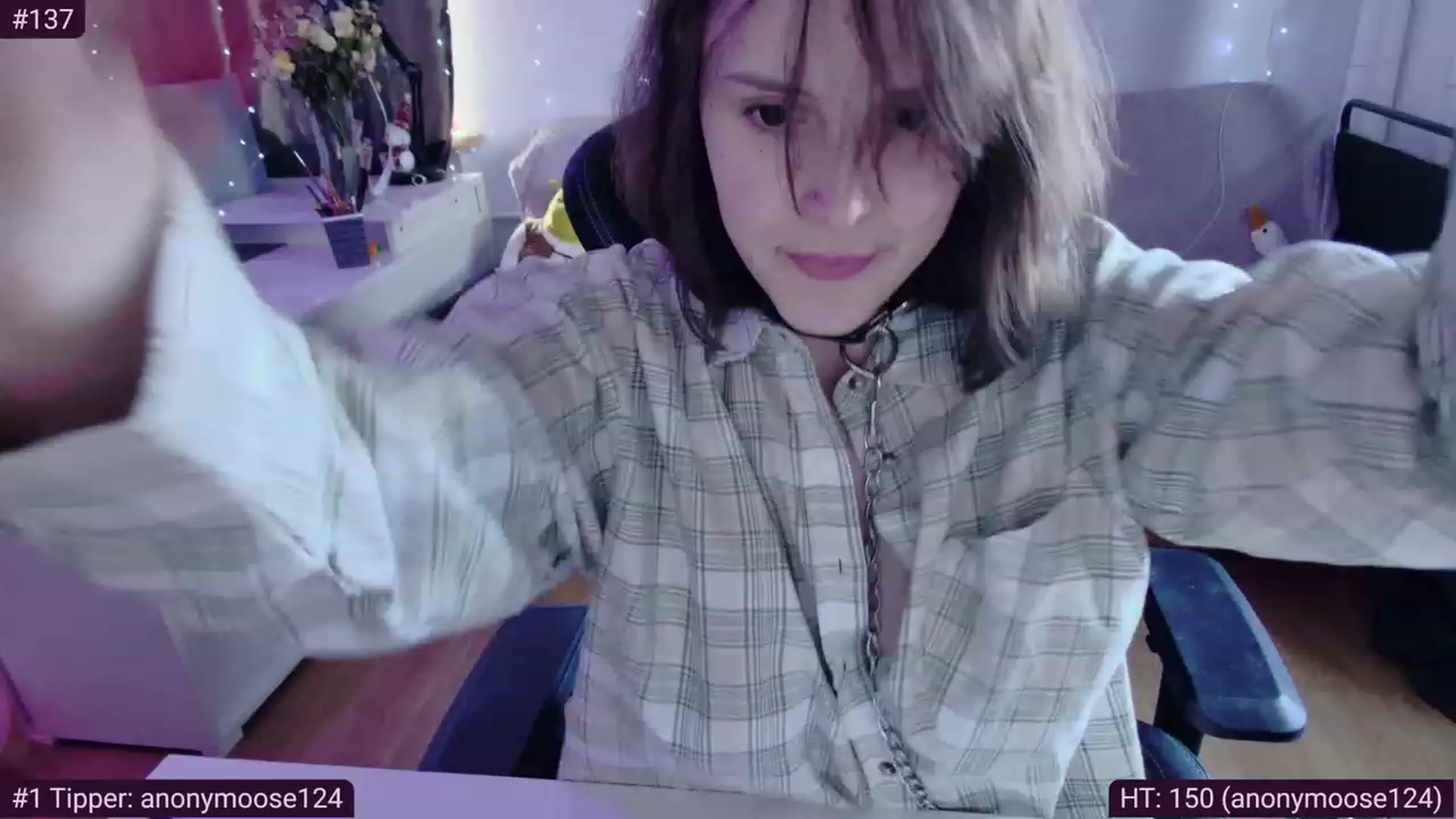 Gallery image thumbnail from crybabyKys's myfreecams stream on, 02/19/2024, 09:14 image 2 of 20