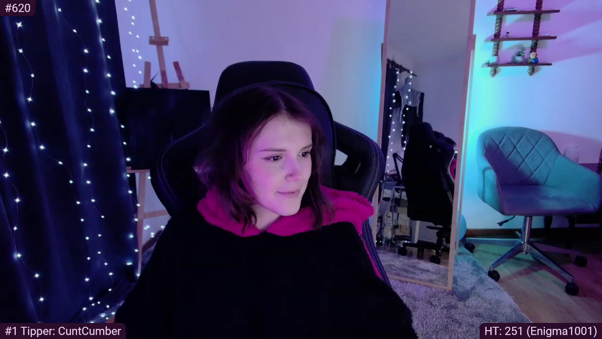 Gallery image thumbnail from crybabyKys's myfreecams stream on, 03/03/2024, 04:29 image 16 of 20