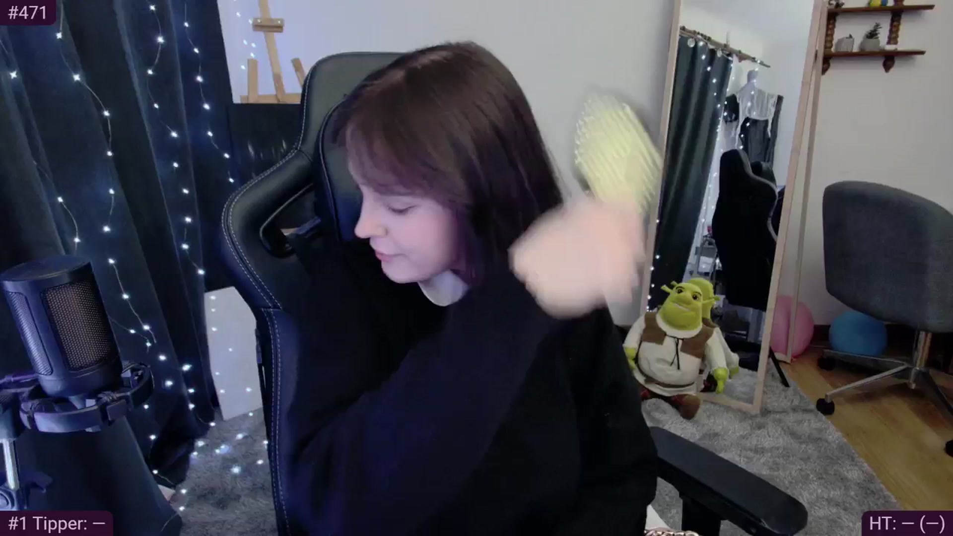 Gallery image thumbnail from crybabyKys's myfreecams stream on, 03/17/2024, 20:31 image 2 of 20