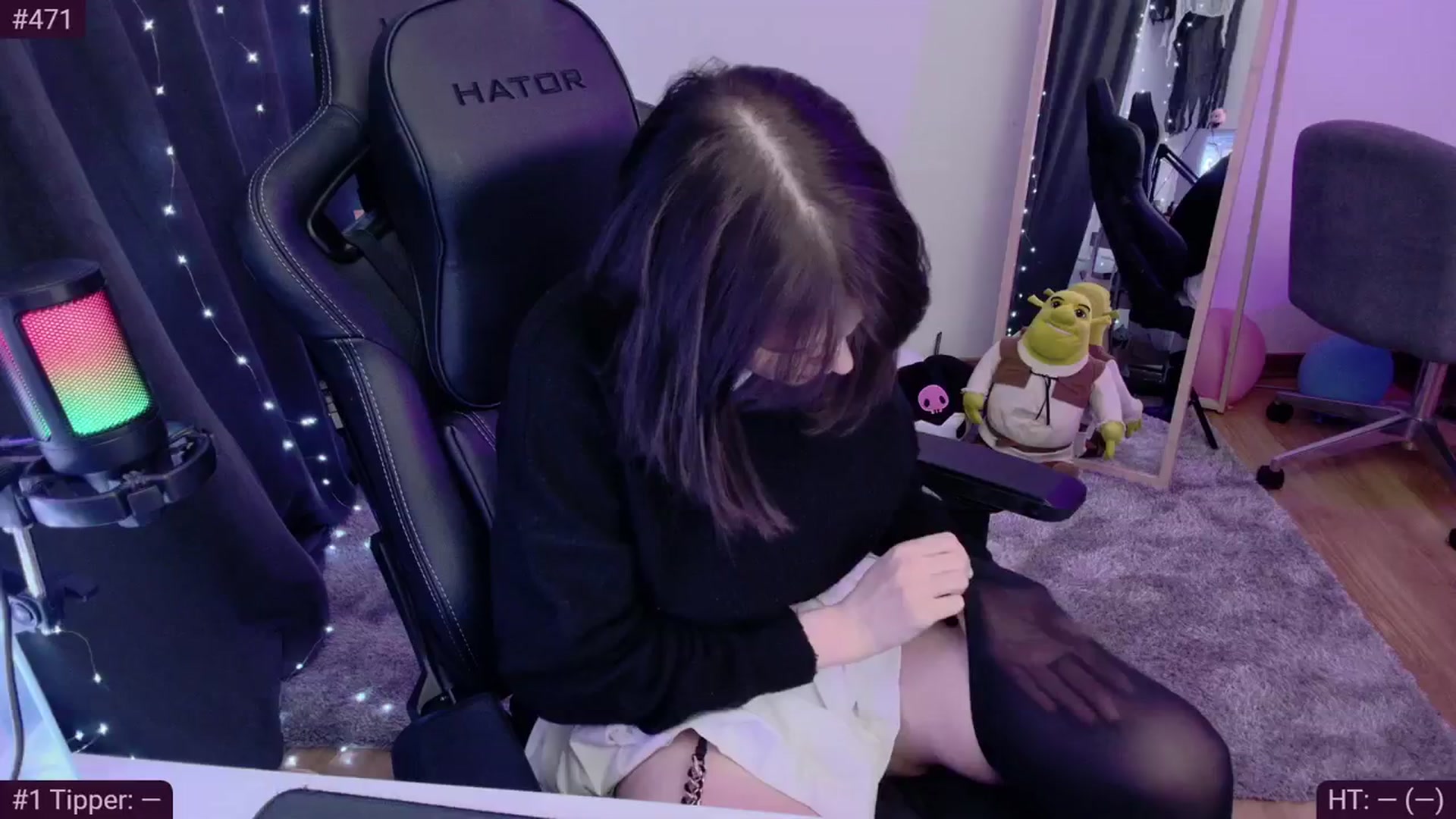 Gallery image thumbnail from crybabyKys's myfreecams stream on, 03/17/2024, 20:31 image 11 of 20