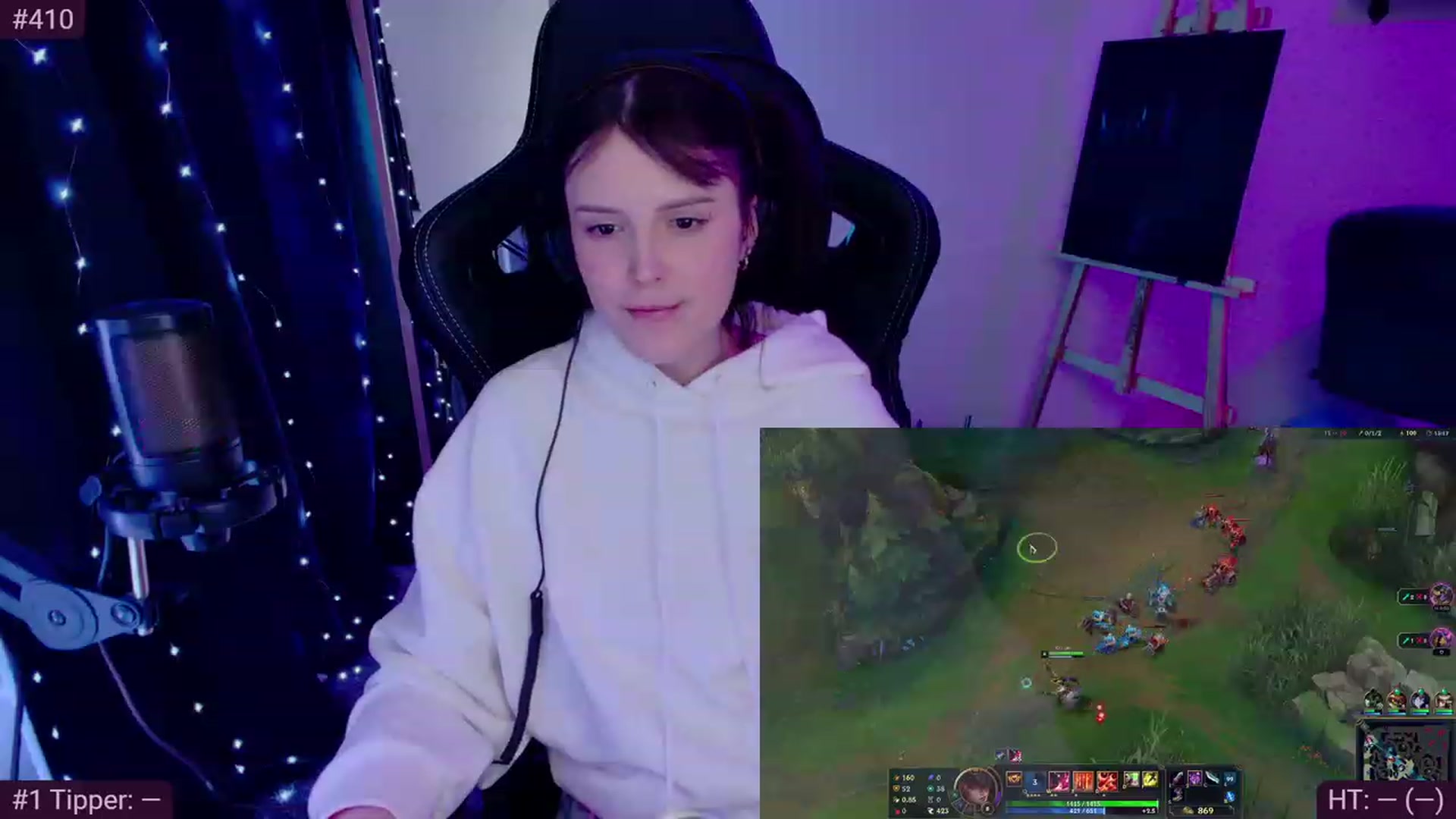 Gallery image thumbnail from crybabyKys's myfreecams stream on, 03/18/2024, 21:29 image 19 of 20