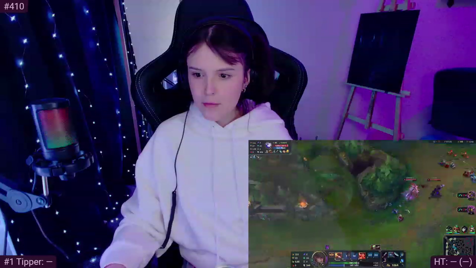 Gallery image thumbnail from crybabyKys's myfreecams stream on, 03/18/2024, 21:29 image 20 of 20
