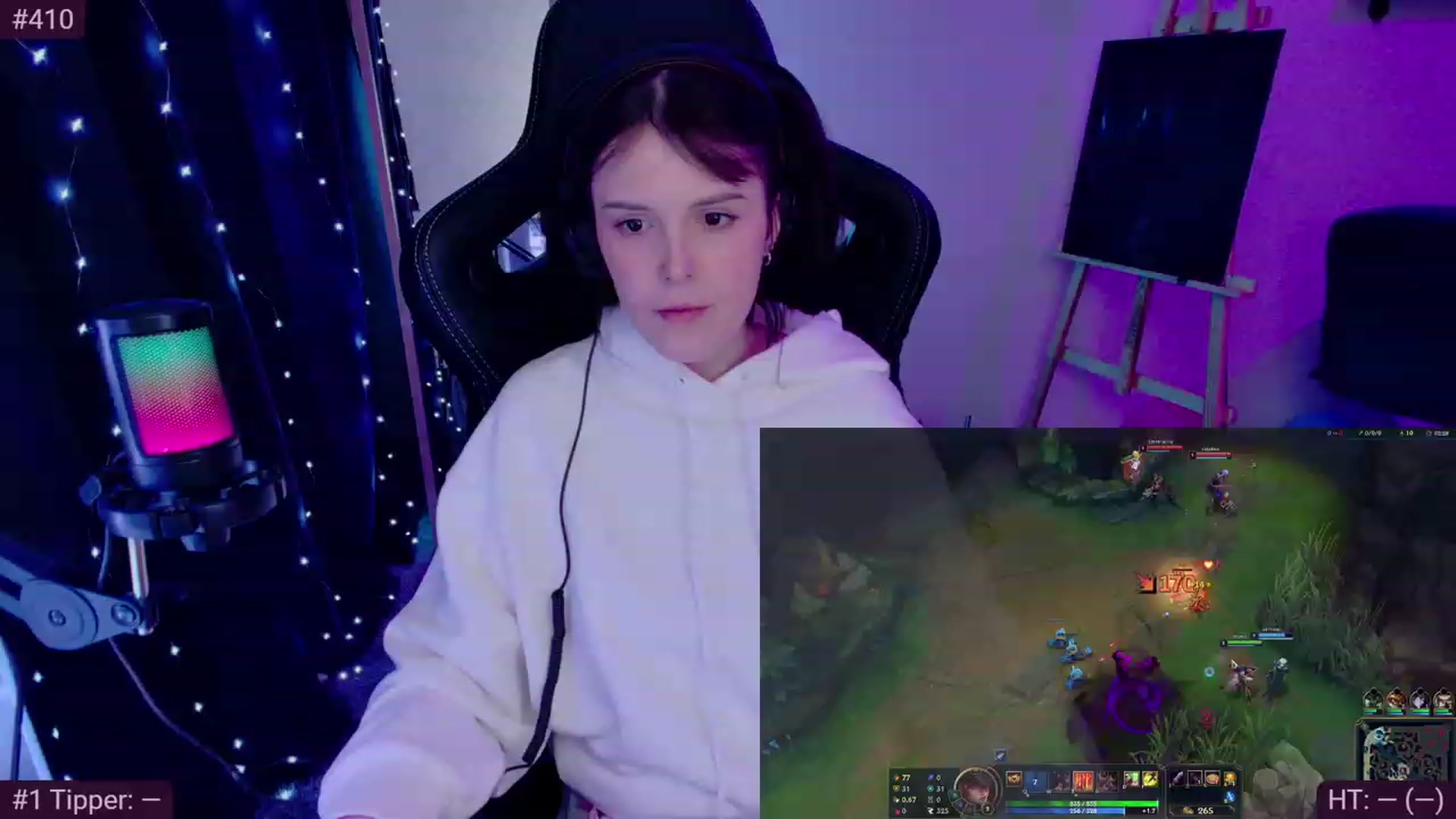 Gallery image thumbnail from crybabyKys's myfreecams stream on, 03/18/2024, 21:29 image 1 of 20