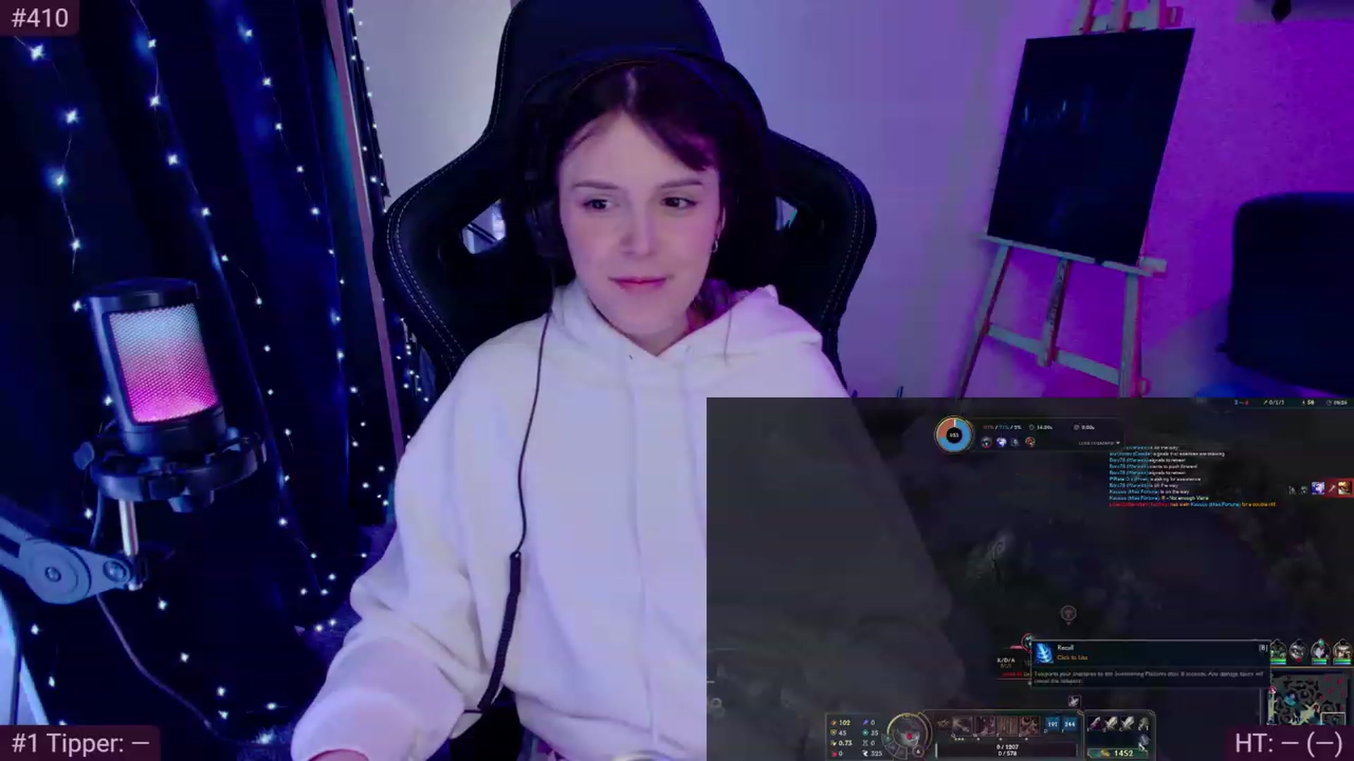 Gallery image thumbnail from crybabyKys's myfreecams stream on, 03/18/2024, 21:29 image 11 of 20