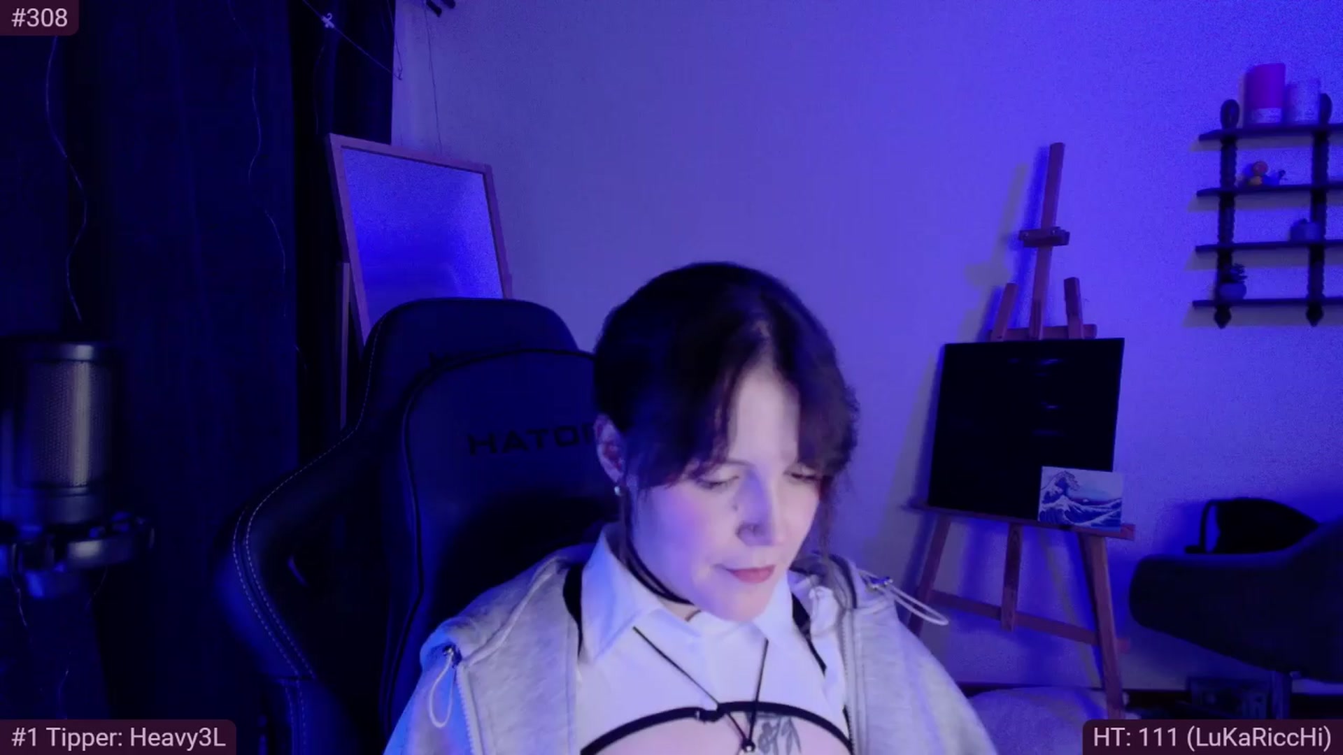 Gallery image thumbnail from crybabyKys's myfreecams stream on, 03/28/2024, 20:42 image 7 of 20