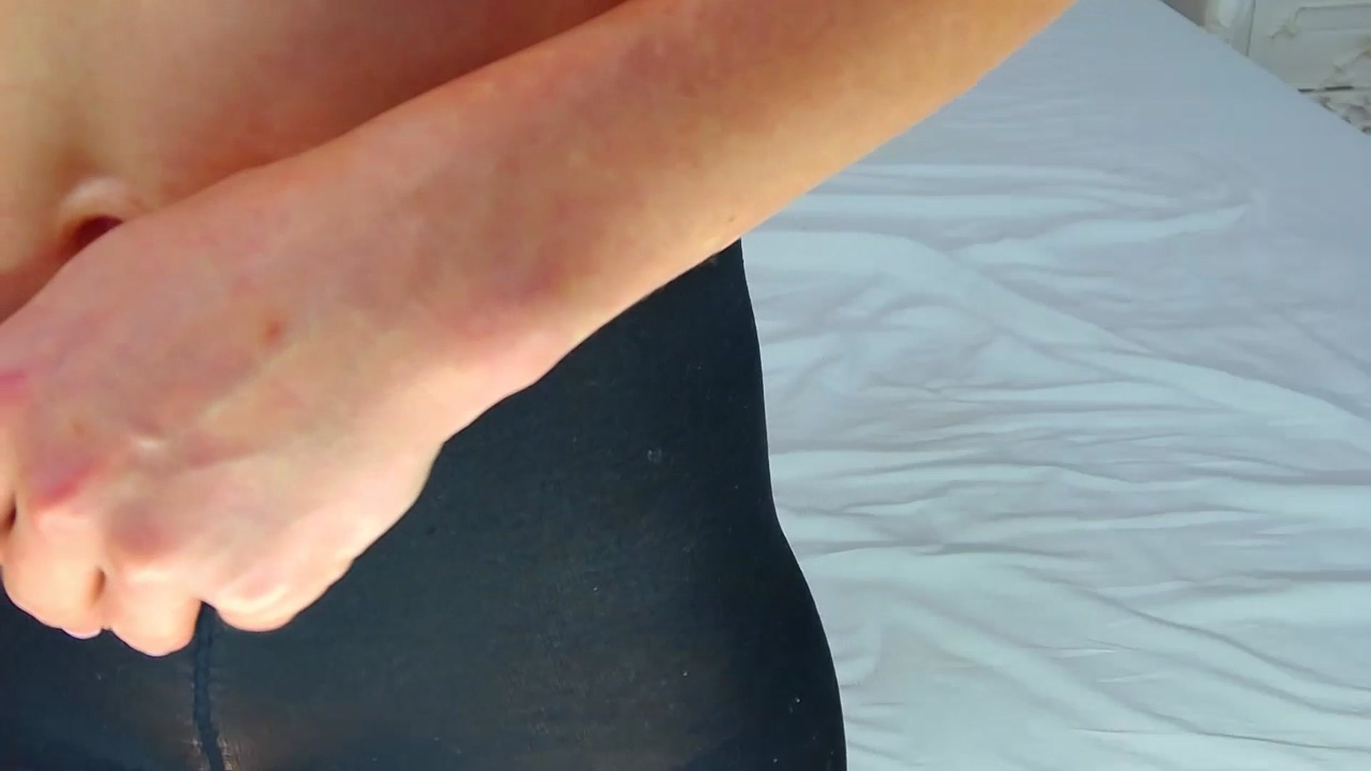 Gallery image thumbnail from crystall_milf's myfreecams stream on, 07/20/2023, 14:05 image 2 of 20