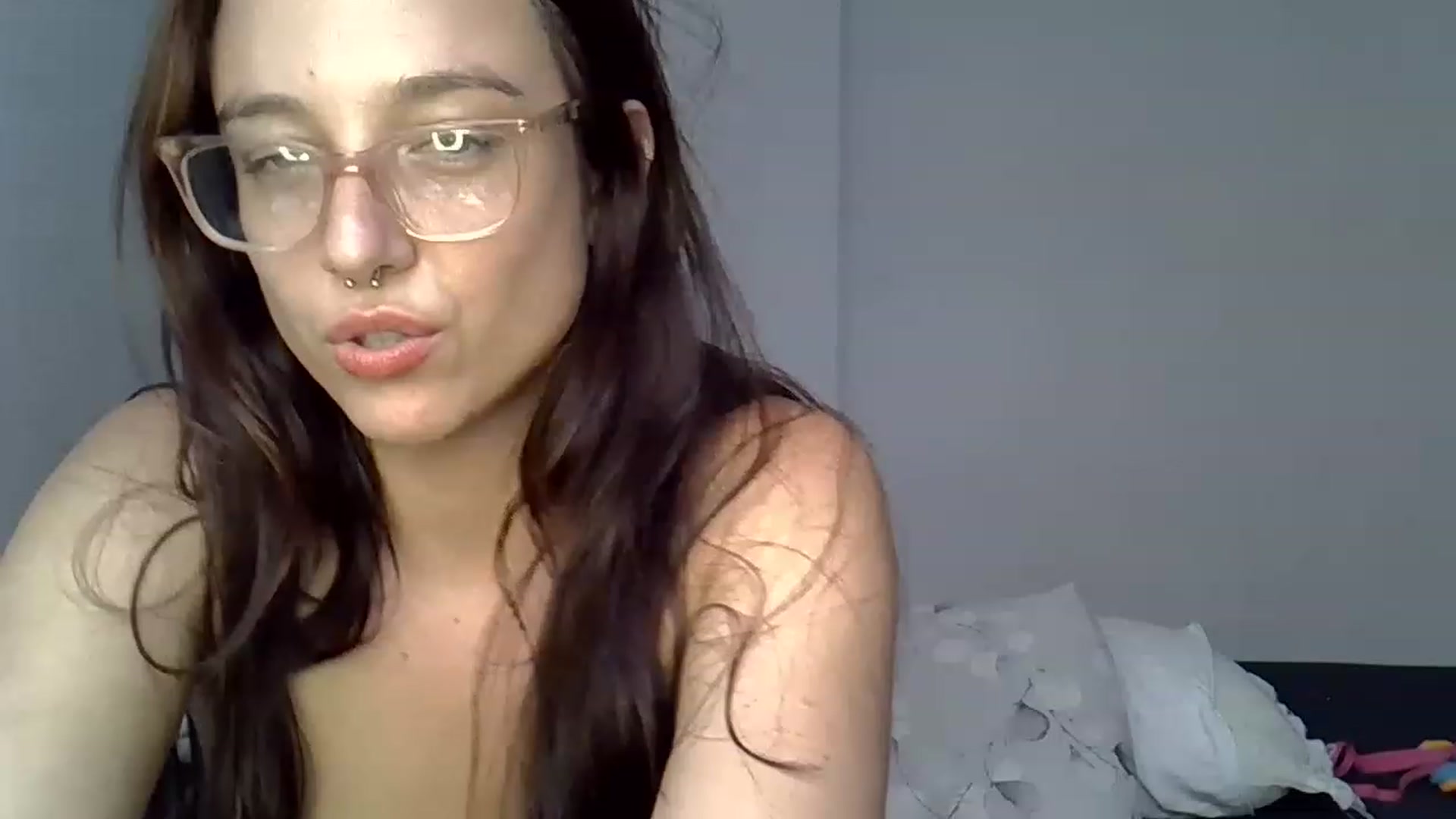Gallery image thumbnail from cumonveronica's myfreecams stream on, 06/28/2023, 18:54 image 19 of 20