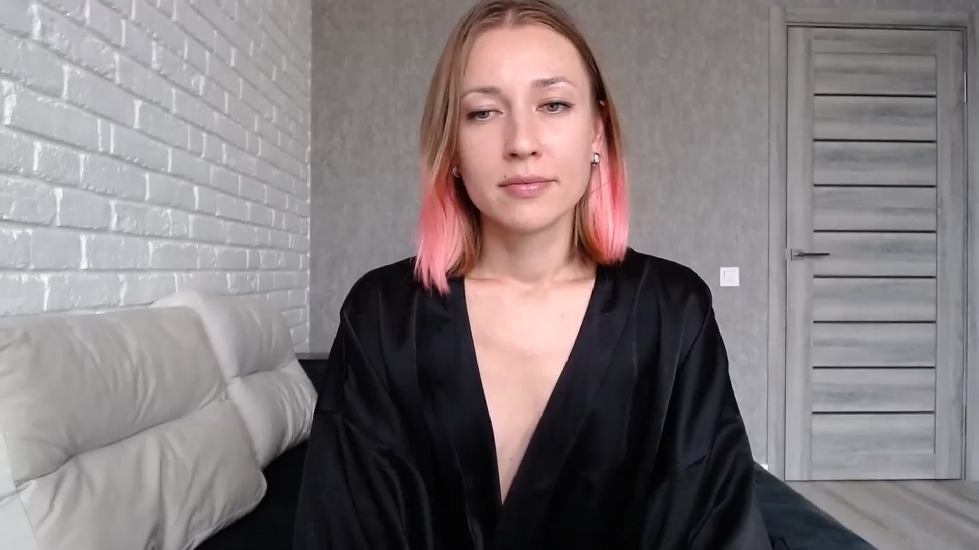 Gallery image thumbnail from cup_of_kate's myfreecams stream on, 09/14/2024, 14:37 image 19 of 20