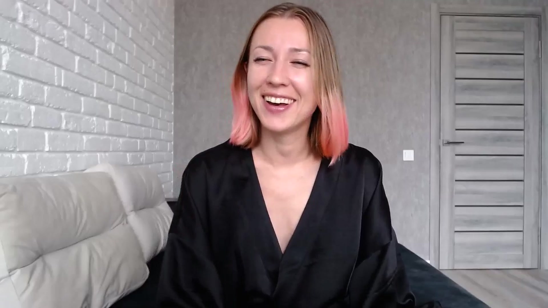 Gallery image thumbnail from cup_of_kate's myfreecams stream on, 09/14/2024, 14:37 image 18 of 20