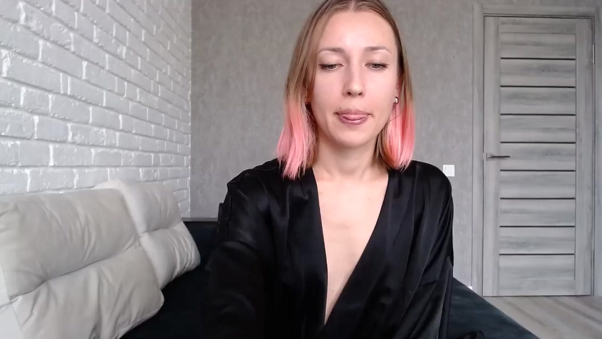 Gallery image thumbnail from cup_of_kate's myfreecams stream on, 09/14/2024, 14:37 image 20 of 20