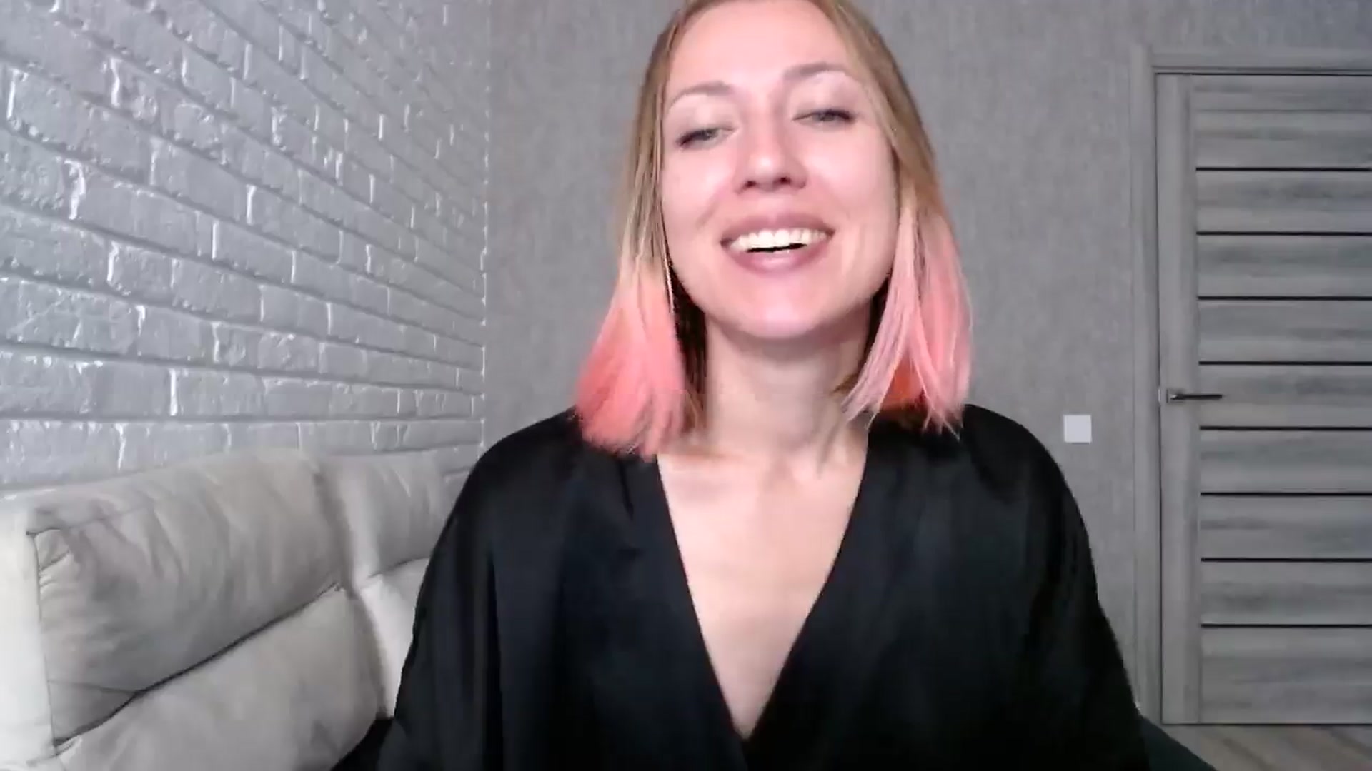 Gallery image thumbnail from cup_of_kate's myfreecams stream on, 09/14/2024, 17:10 image 17 of 20