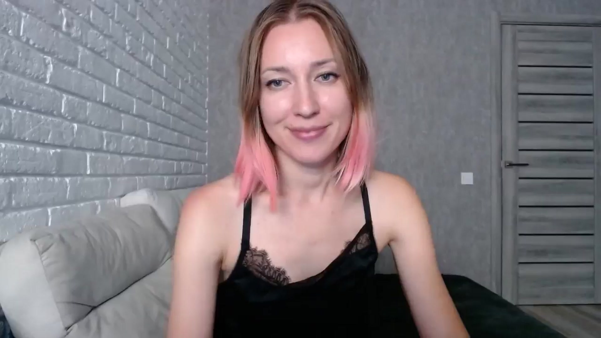 Gallery image thumbnail from cup_of_kate's myfreecams stream on, 09/14/2024, 18:00 image 11 of 20