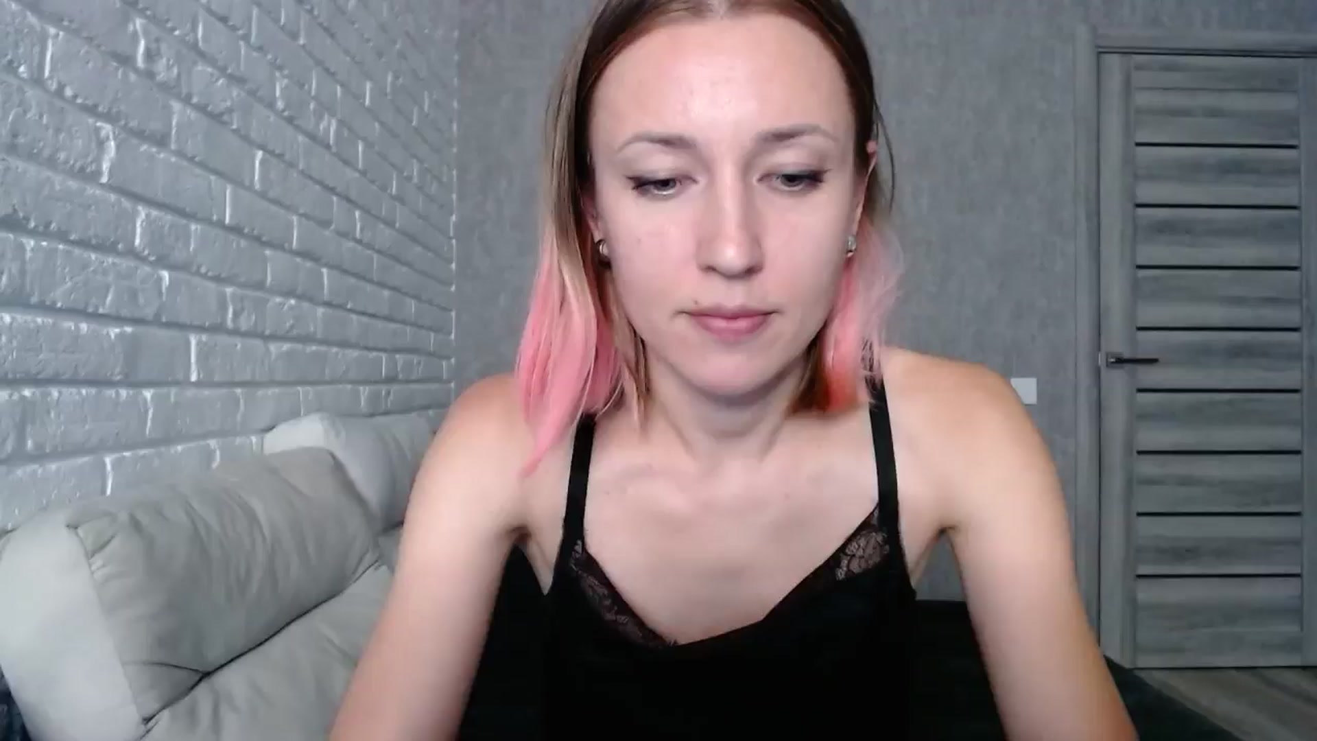 Gallery image thumbnail from cup_of_kate's myfreecams stream on, 09/14/2024, 18:00 image 3 of 20