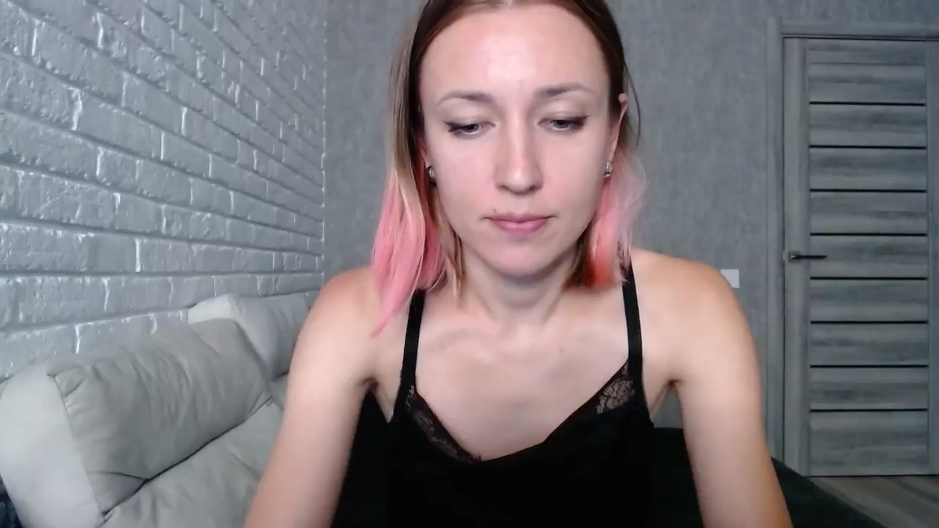 Gallery image thumbnail from cup_of_kate's myfreecams stream on, 09/14/2024, 18:00 image 4 of 20