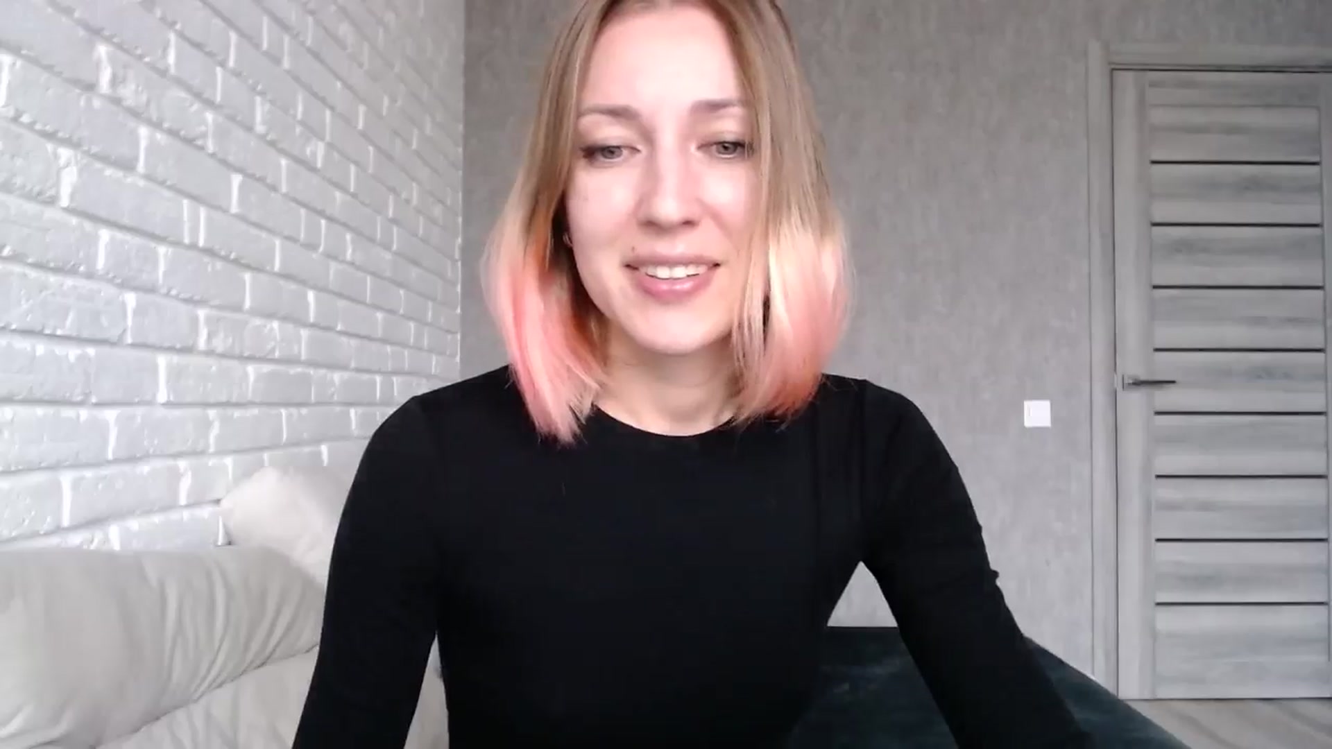 Gallery image thumbnail from cup_of_kate's myfreecams stream on, 09/15/2024, 15:32 image 5 of 20