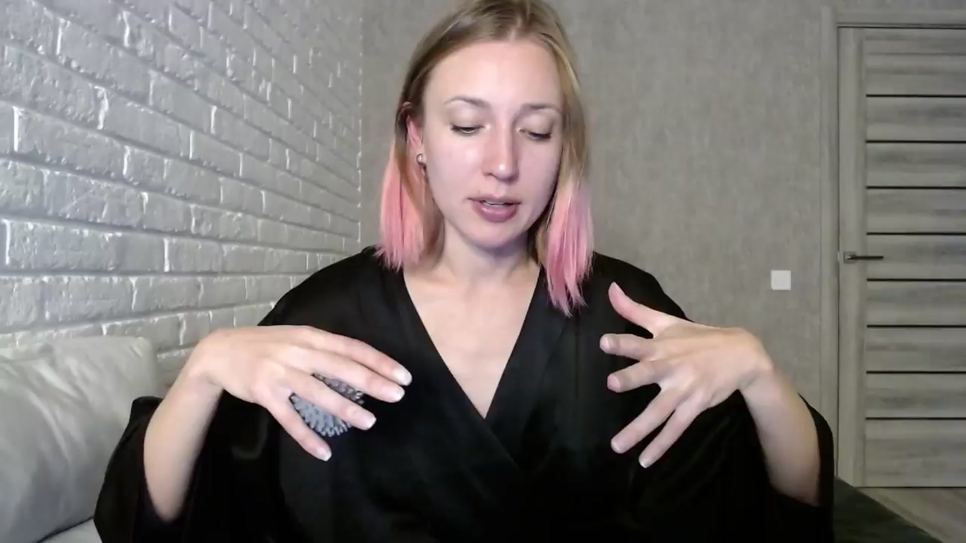 Gallery image thumbnail from cup_of_kate's myfreecams stream on, 09/17/2024, 19:41 image 16 of 20