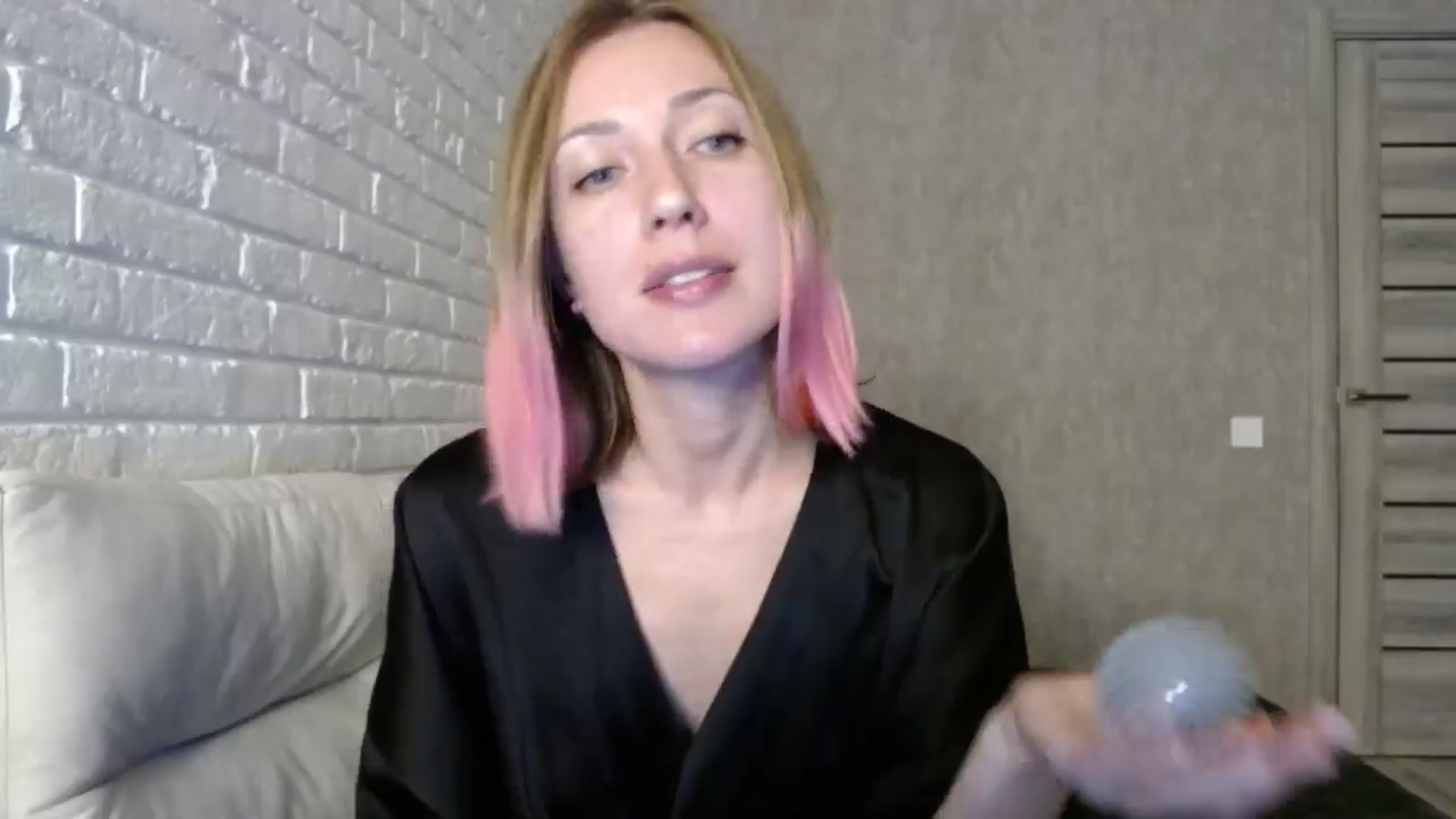 Gallery image thumbnail from cup_of_kate's myfreecams stream on, 09/17/2024, 19:41 image 9 of 20