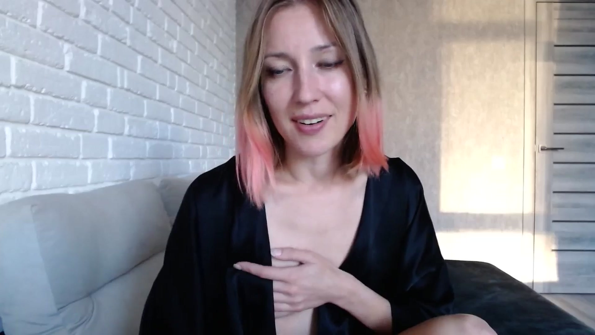 Gallery image thumbnail from cup_of_kate's myfreecams stream on, 09/22/2024, 16:24 image 14 of 20