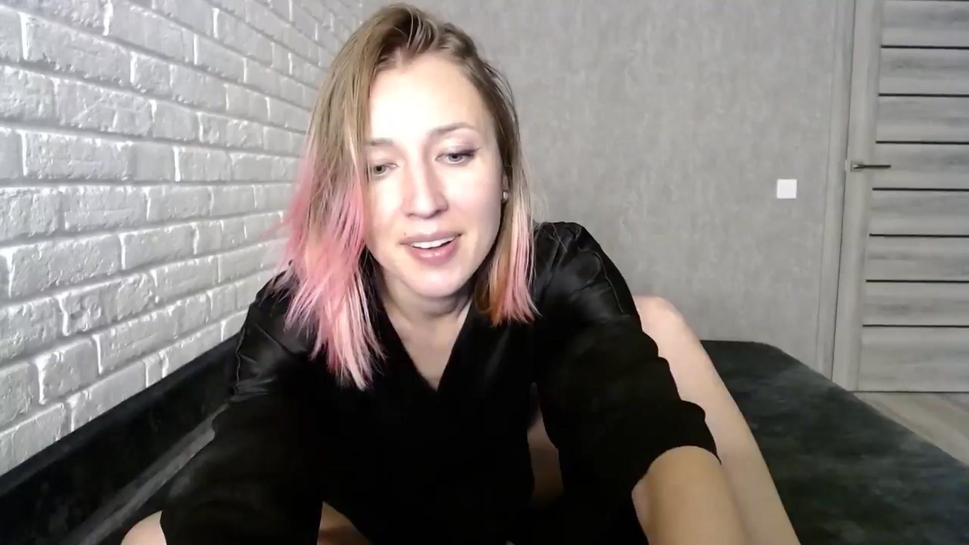 Gallery image thumbnail from cup_of_kate's myfreecams stream on, 09/28/2024, 16:23 image 19 of 20