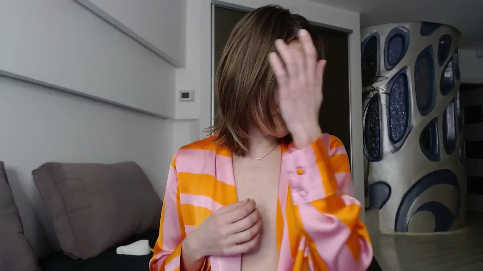 Gallery image thumbnail from cup_of_kate's myfreecams stream on, 02/08/2025, 17:37 image 18 of 20
