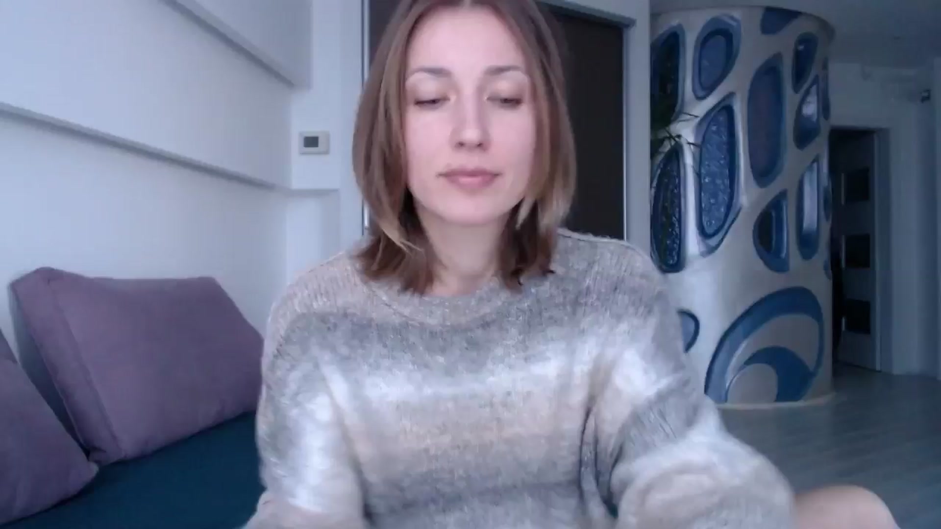 Gallery image thumbnail from cup_of_kate's myfreecams stream on, 02/15/2025, 16:44 image 3 of 20
