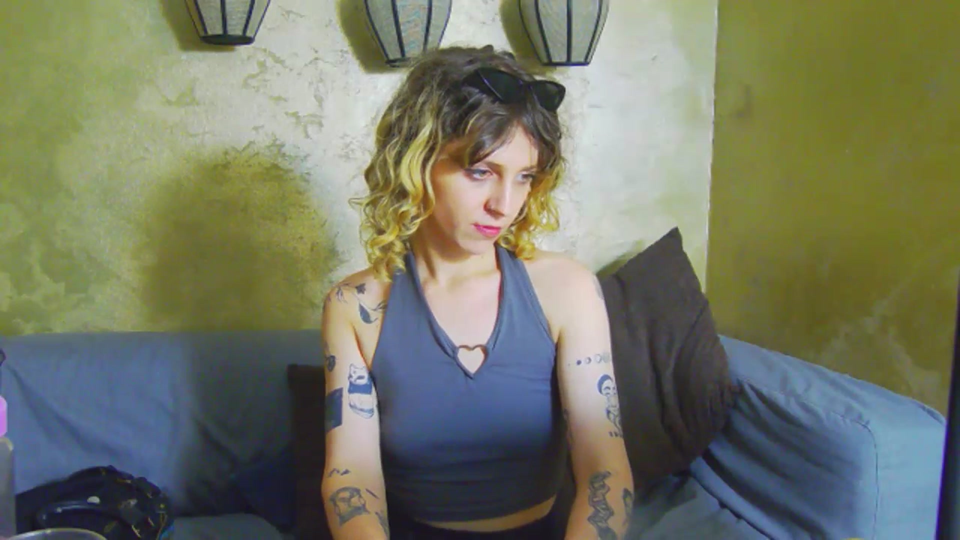 Gallery image thumbnail from curlyellas's myfreecams stream on, 07/16/2023, 19:21 image 20 of 20