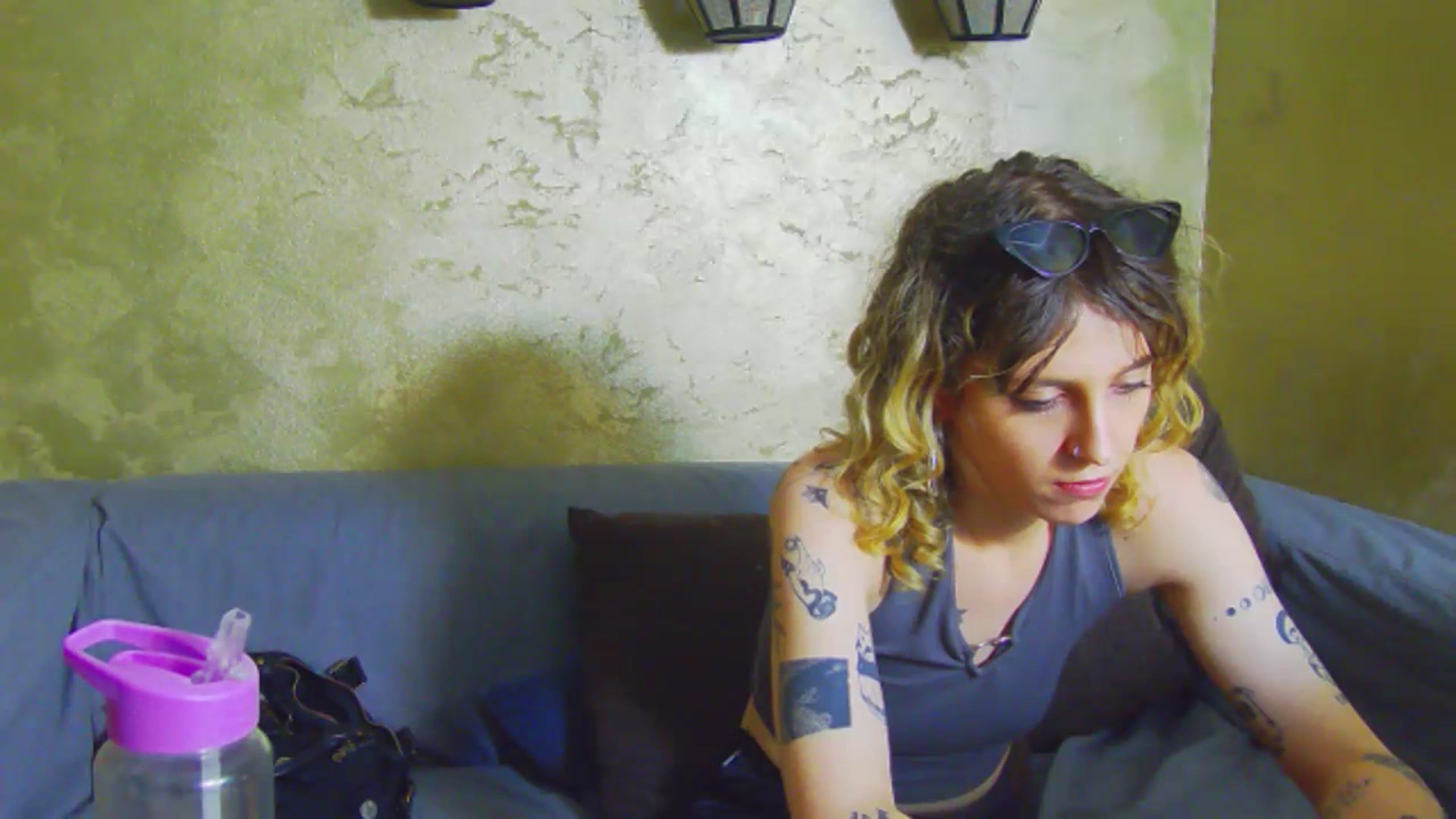 Gallery image thumbnail from curlyellas's myfreecams stream on, 07/16/2023, 19:21 image 11 of 20