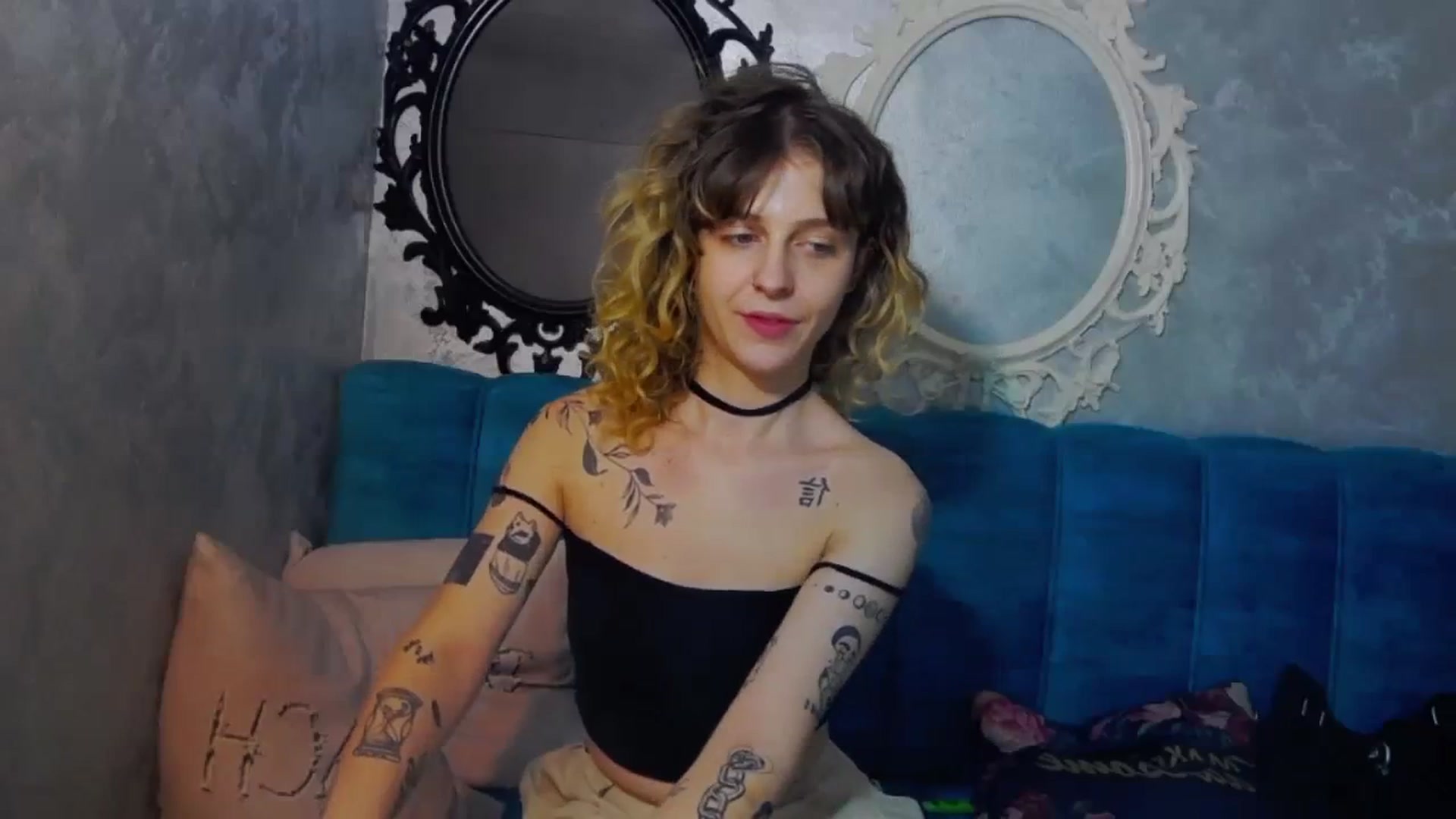Gallery image thumbnail from curlyellas's myfreecams stream on, 08/24/2023, 17:19 image 8 of 20