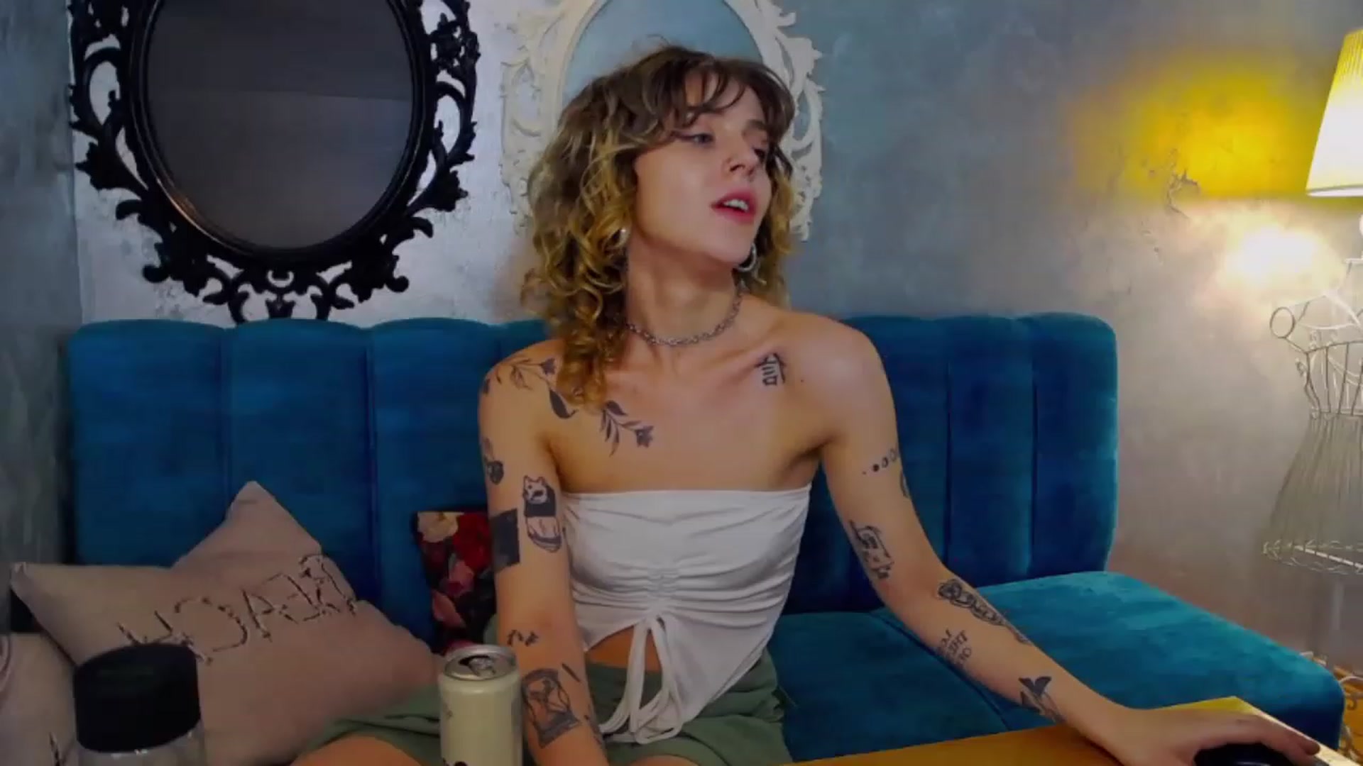 Gallery image thumbnail from curlyellas's myfreecams stream on, 08/25/2023, 19:37 image 20 of 20