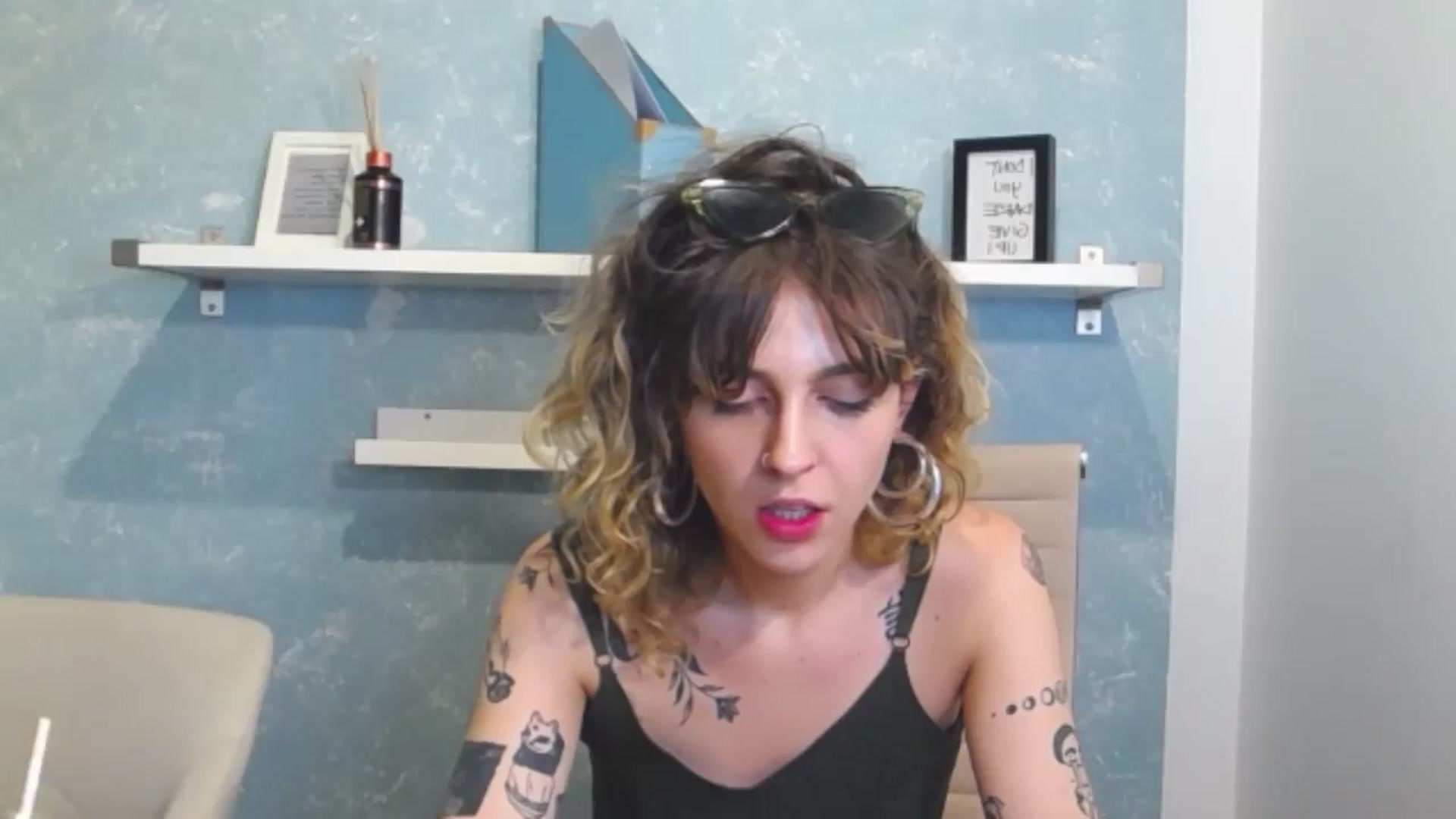 Gallery image thumbnail from curlyellas's myfreecams stream on, 08/31/2023, 18:31 image 4 of 20