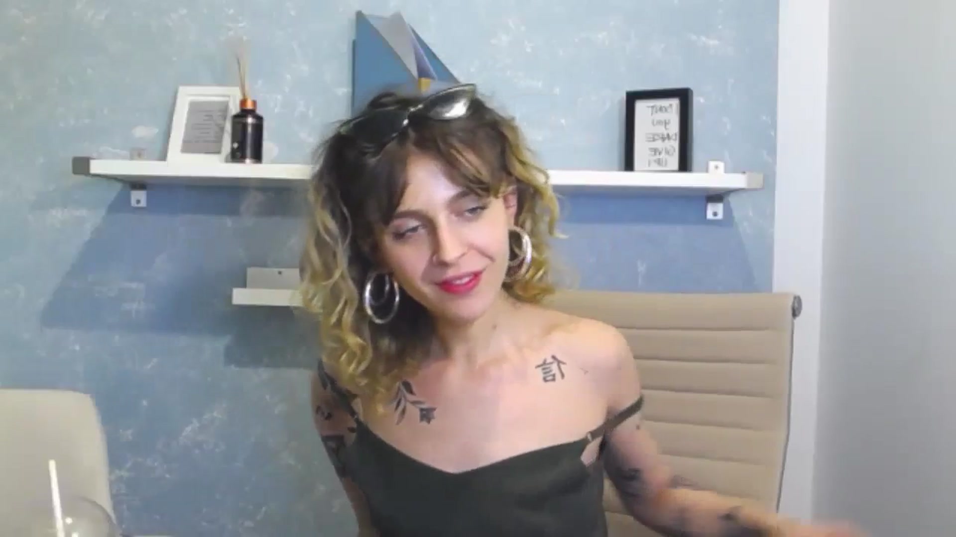 Gallery image thumbnail from curlyellas's myfreecams stream on, 08/31/2023, 18:31 image 20 of 20