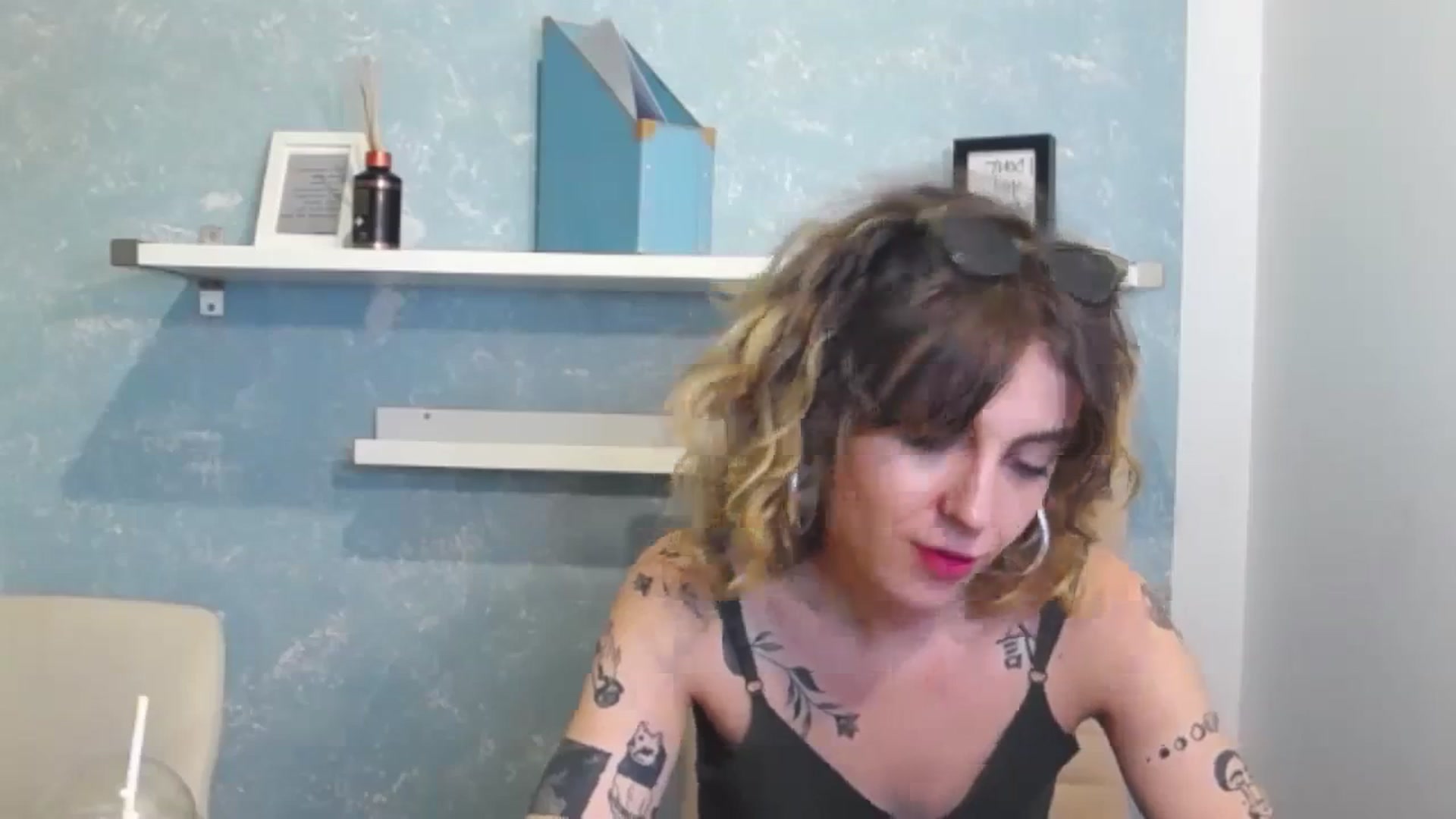 Gallery image thumbnail from curlyellas's myfreecams stream on, 08/31/2023, 18:31 image 9 of 20