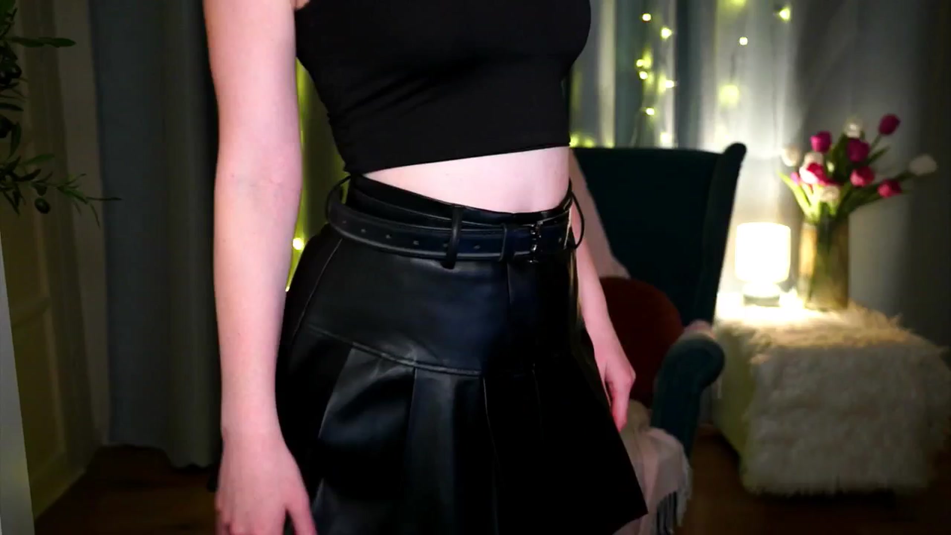 Gallery image thumbnail from cute18cute's myfreecams stream on, 11/17/2025, 15:59 image 12 of 20