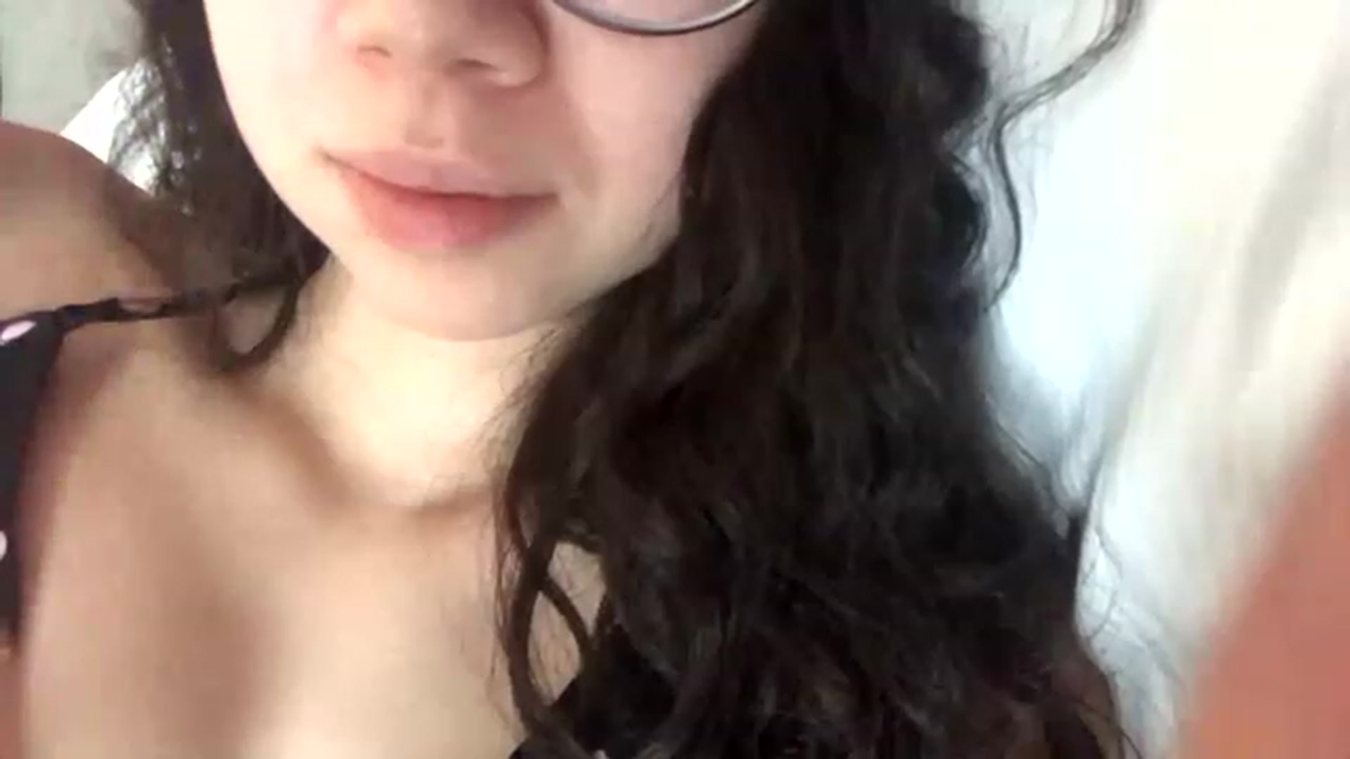Gallery image thumbnail from cute_asian69's myfreecams stream on, 03/01/2023, 13:31 image 6 of 20
