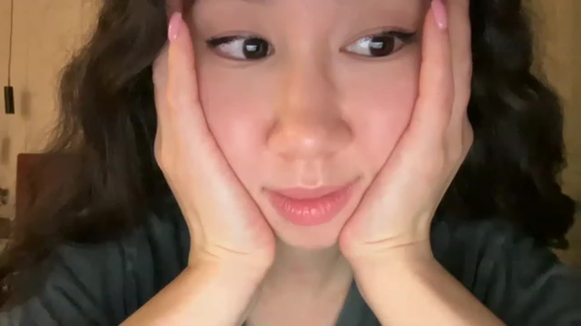 Gallery image thumbnail from cute_asian69's myfreecams stream on, 03/18/2023, 01:51 image 11 of 20