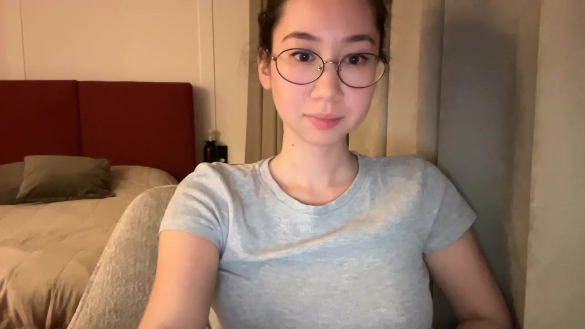 Gallery image thumbnail from cute_asian69's myfreecams stream on, 03/21/2023, 23:06 image 4 of 20