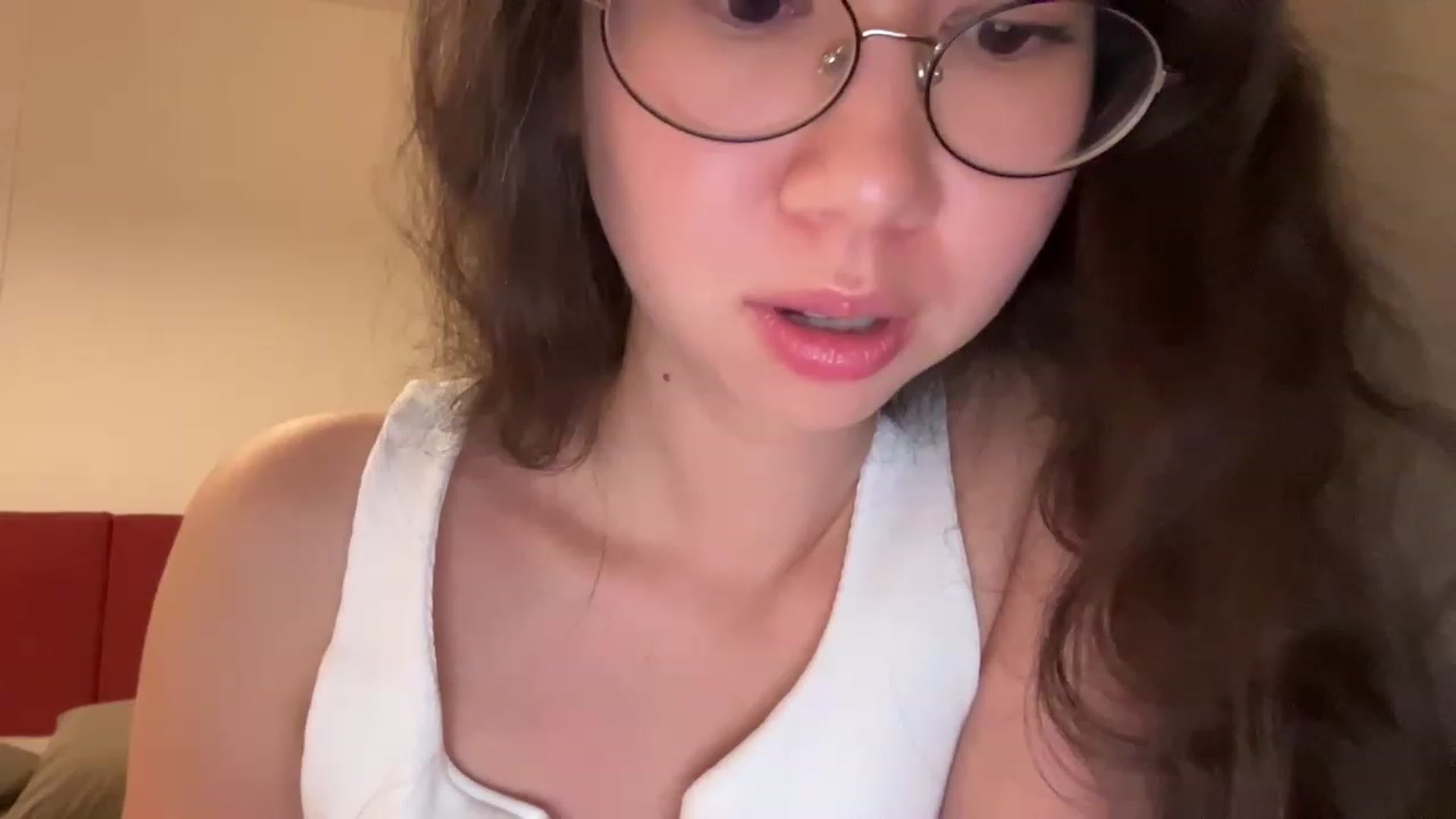 Gallery image thumbnail from cute_asian69's myfreecams stream on, 03/23/2023, 22:28 image 15 of 20