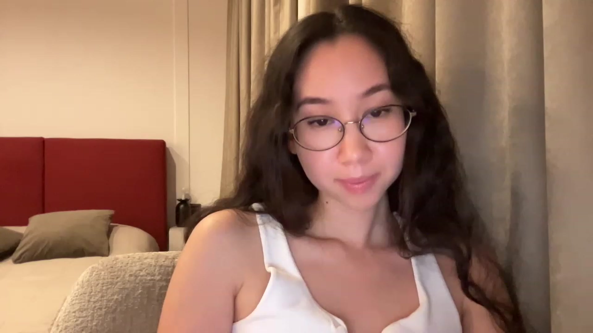 Gallery image thumbnail from cute_asian69's myfreecams stream on, 03/23/2023, 22:28 image 18 of 20