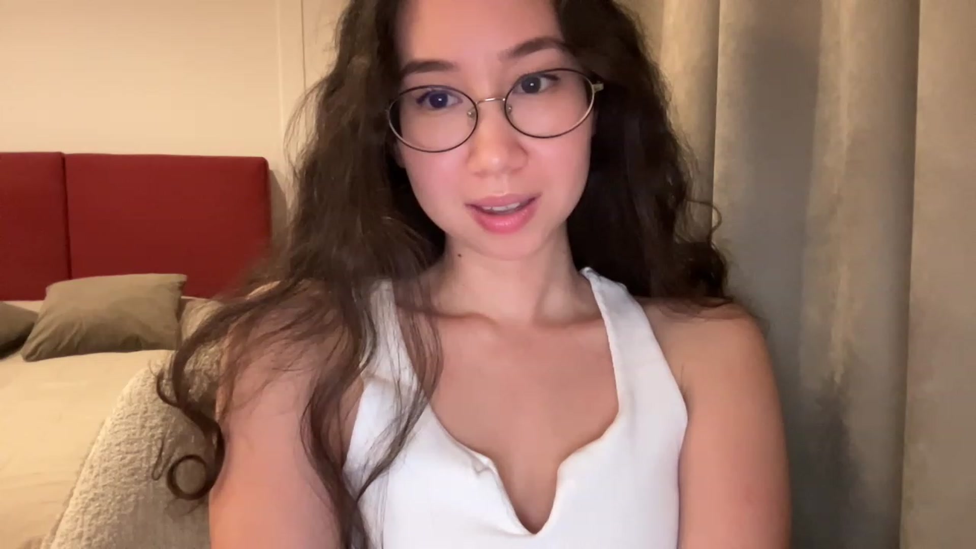 Gallery image thumbnail from cute_asian69's myfreecams stream on, 03/23/2023, 22:28 image 19 of 20
