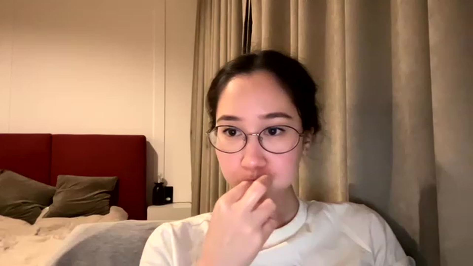 Gallery image thumbnail from cute_asian69's myfreecams stream on, 03/24/2023, 19:53 image 15 of 20