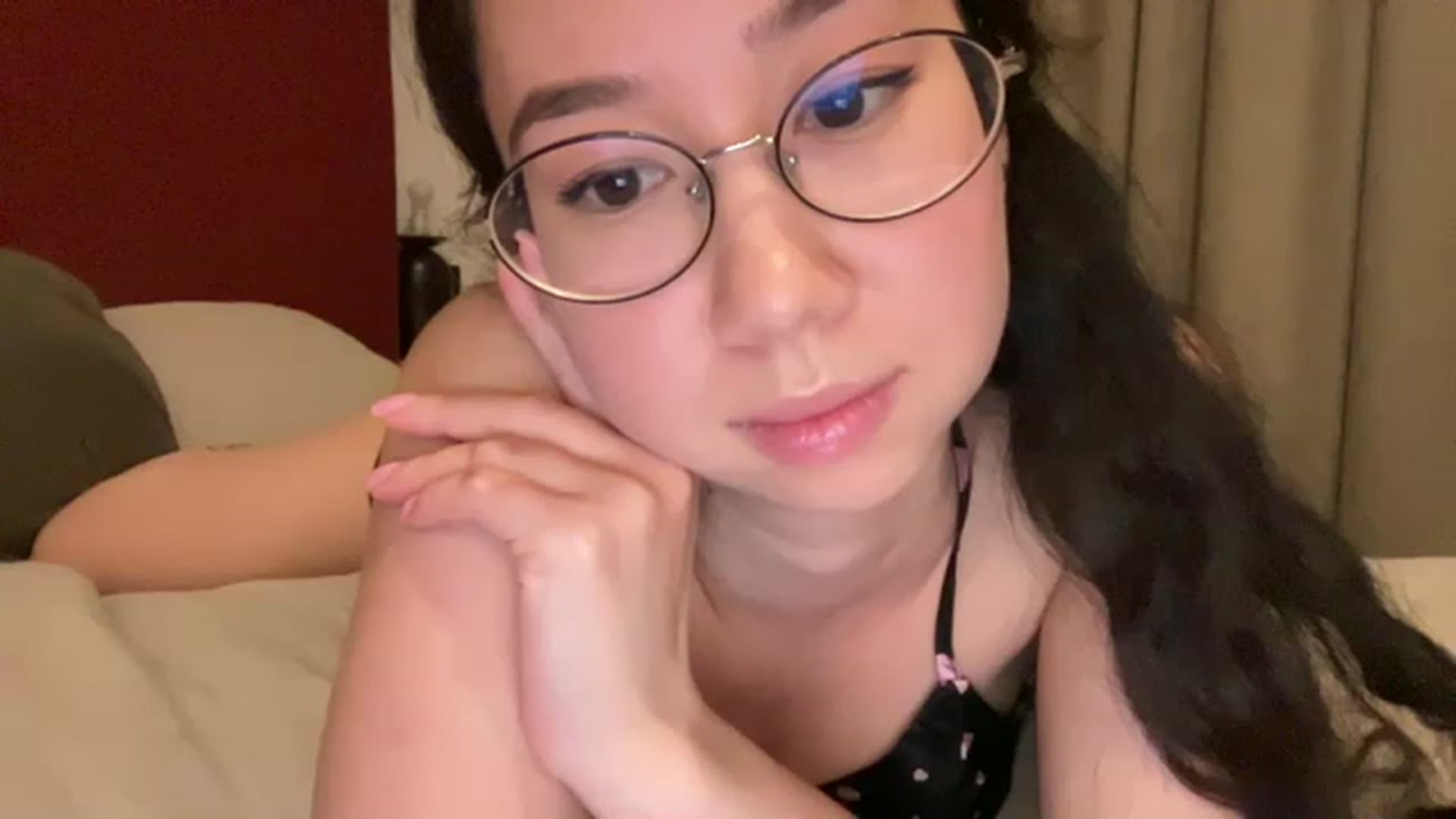 Gallery image thumbnail from cute_asian69's myfreecams stream on, 03/26/2023, 21:51 image 14 of 20