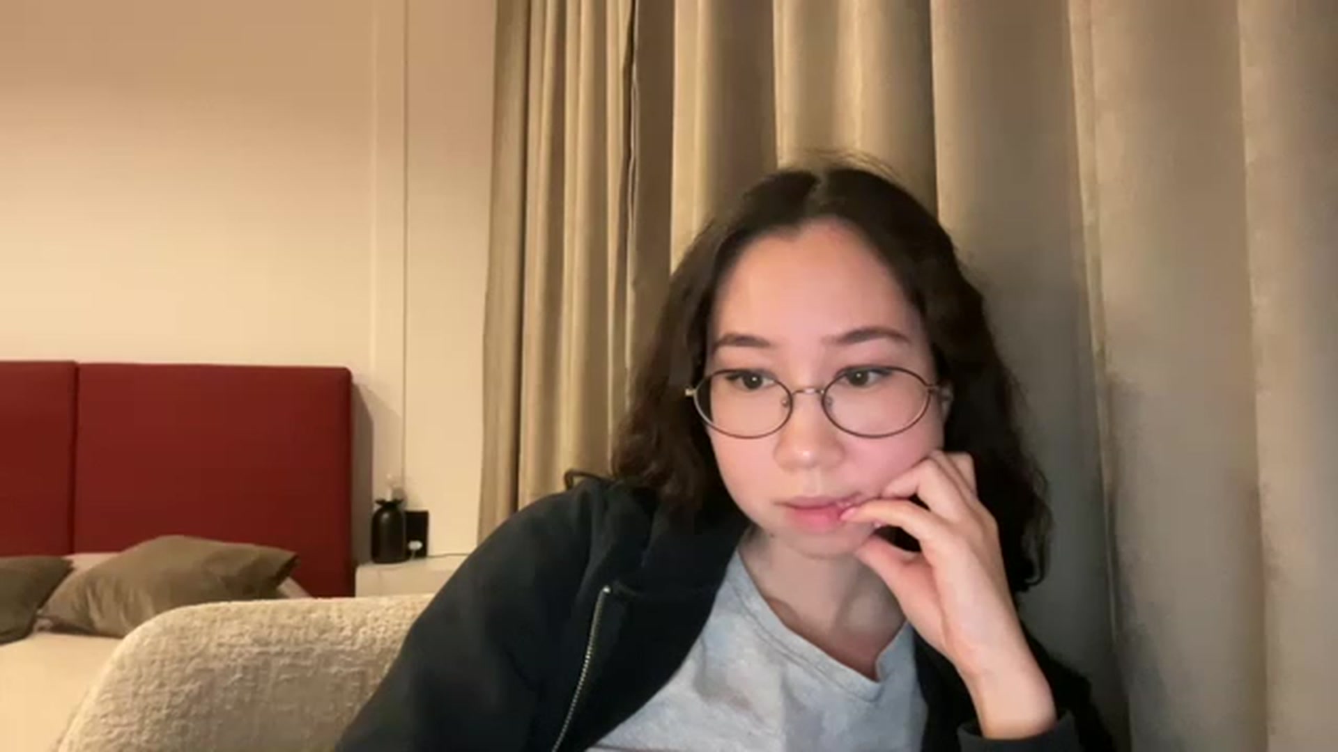 Gallery image thumbnail from cute_asian69's myfreecams stream on, 03/28/2023, 20:31 image 15 of 20