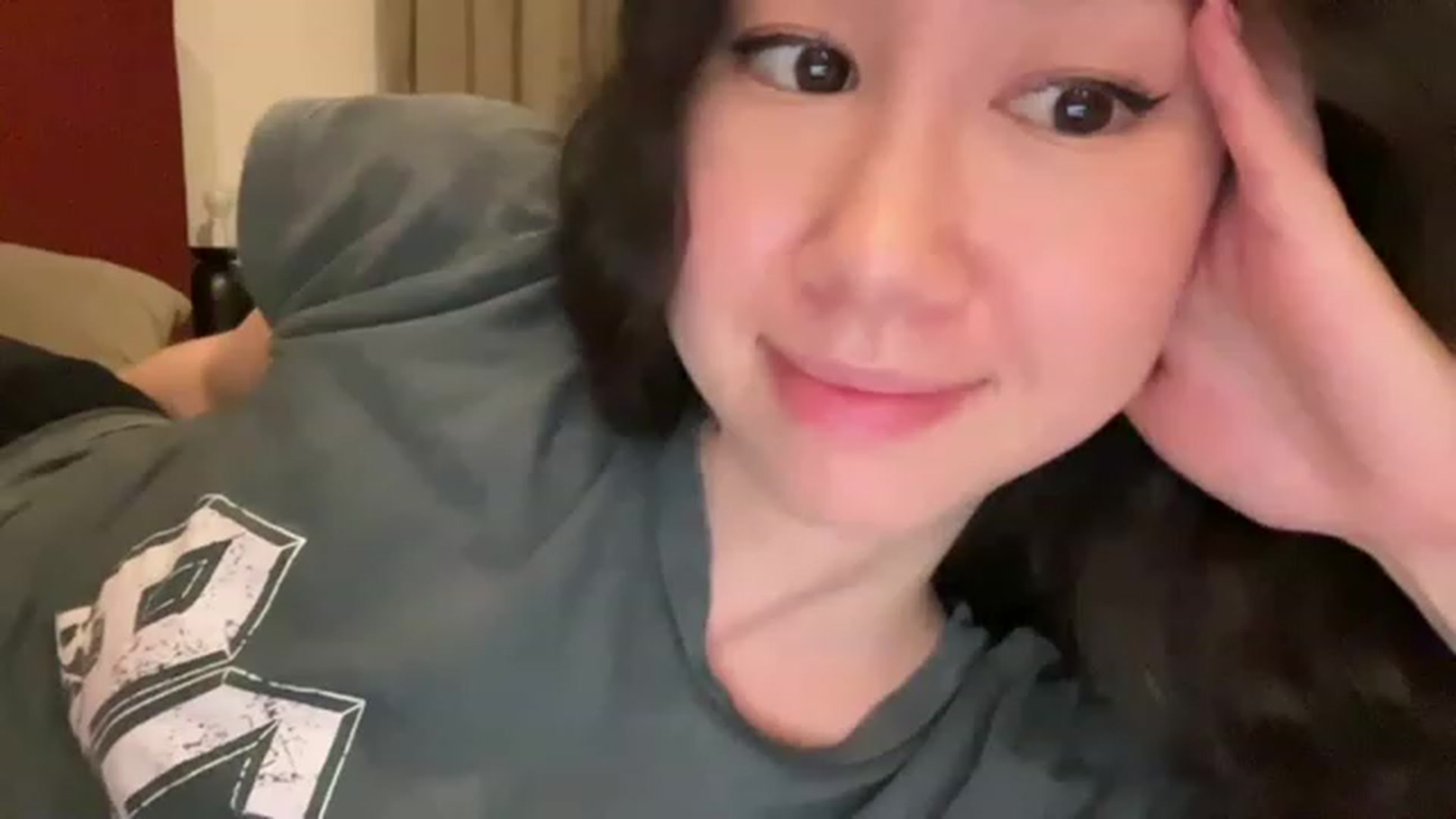 Gallery image thumbnail from cute_asian69's myfreecams stream on, 04/01/2023, 01:20 image 13 of 20
