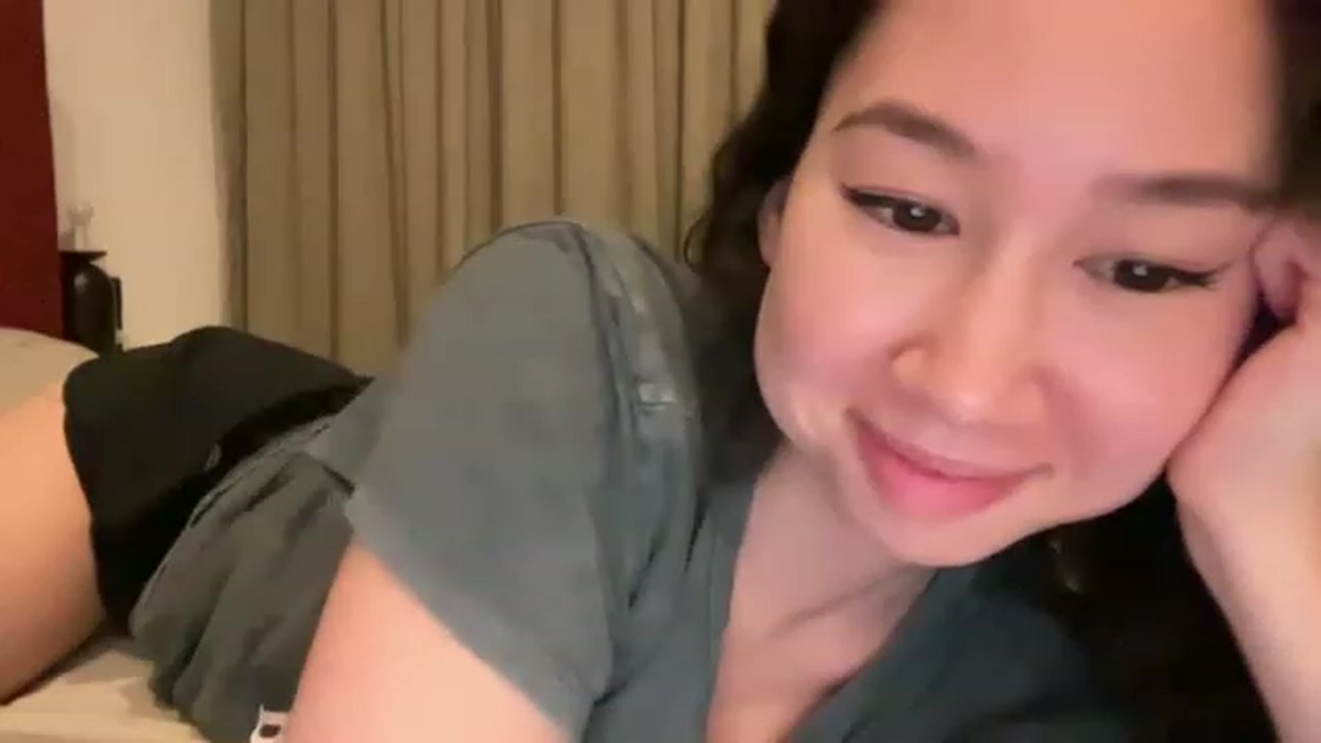 Gallery image thumbnail from cute_asian69's myfreecams stream on, 04/01/2023, 01:20 image 3 of 20