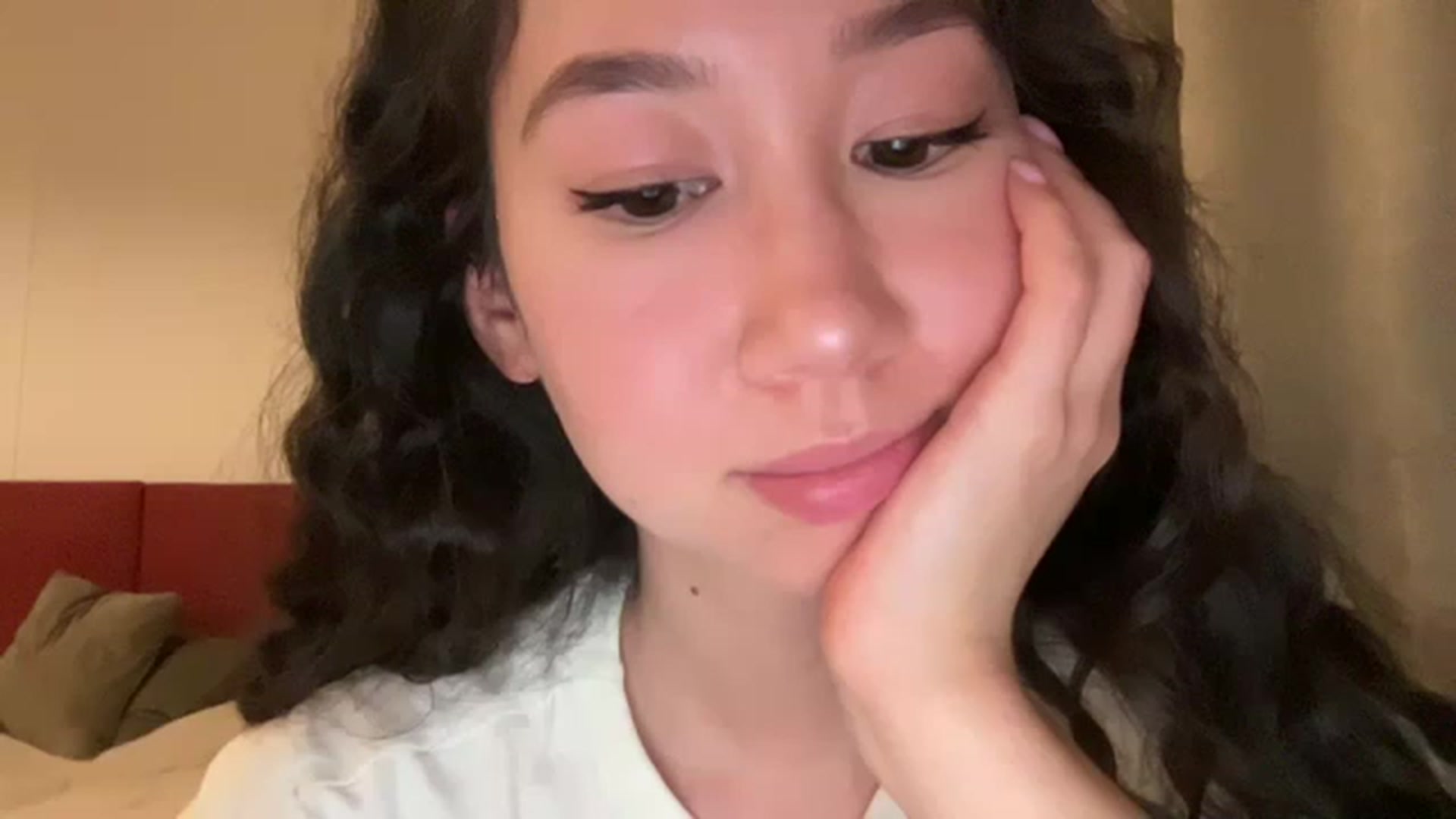 Gallery image thumbnail from cute_asian69's myfreecams stream on, 04/07/2023, 19:45 image 18 of 20