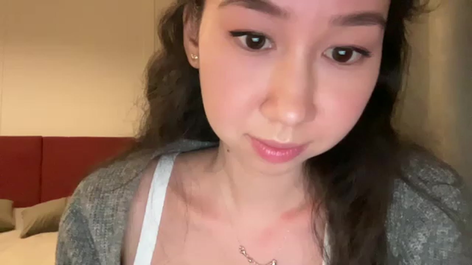 Gallery image thumbnail from cute_asian69's myfreecams stream on, 04/08/2023, 20:14 image 3 of 20