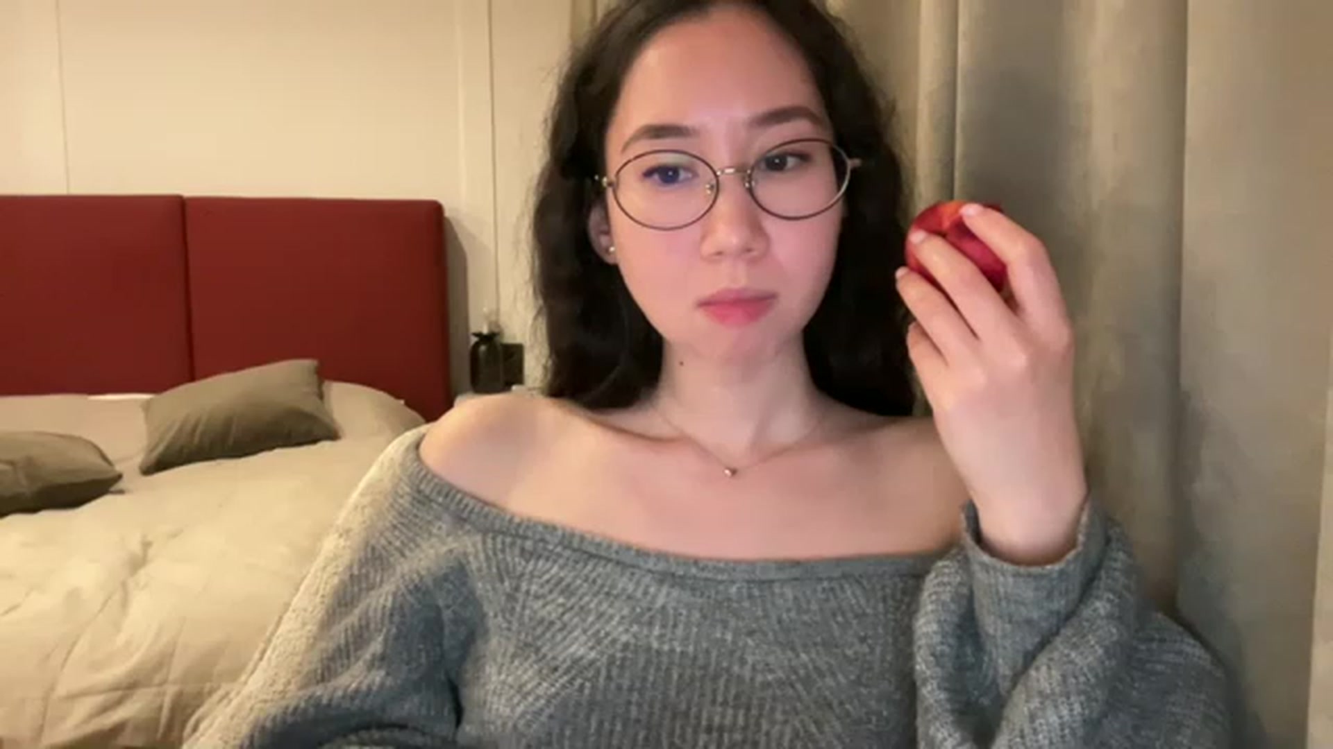 Gallery image thumbnail from cute_asian69's myfreecams stream on, 04/09/2023, 24:01 image 14 of 20