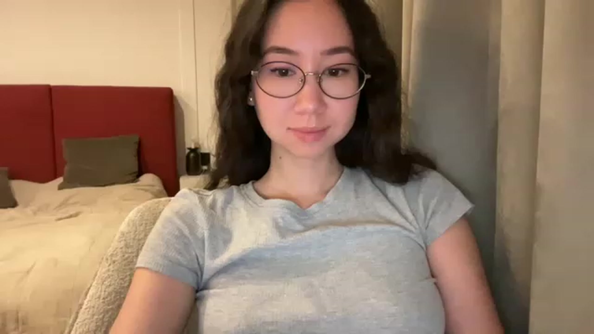Gallery image thumbnail from cute_asian69's myfreecams stream on, 04/09/2023, 20:43 image 12 of 20